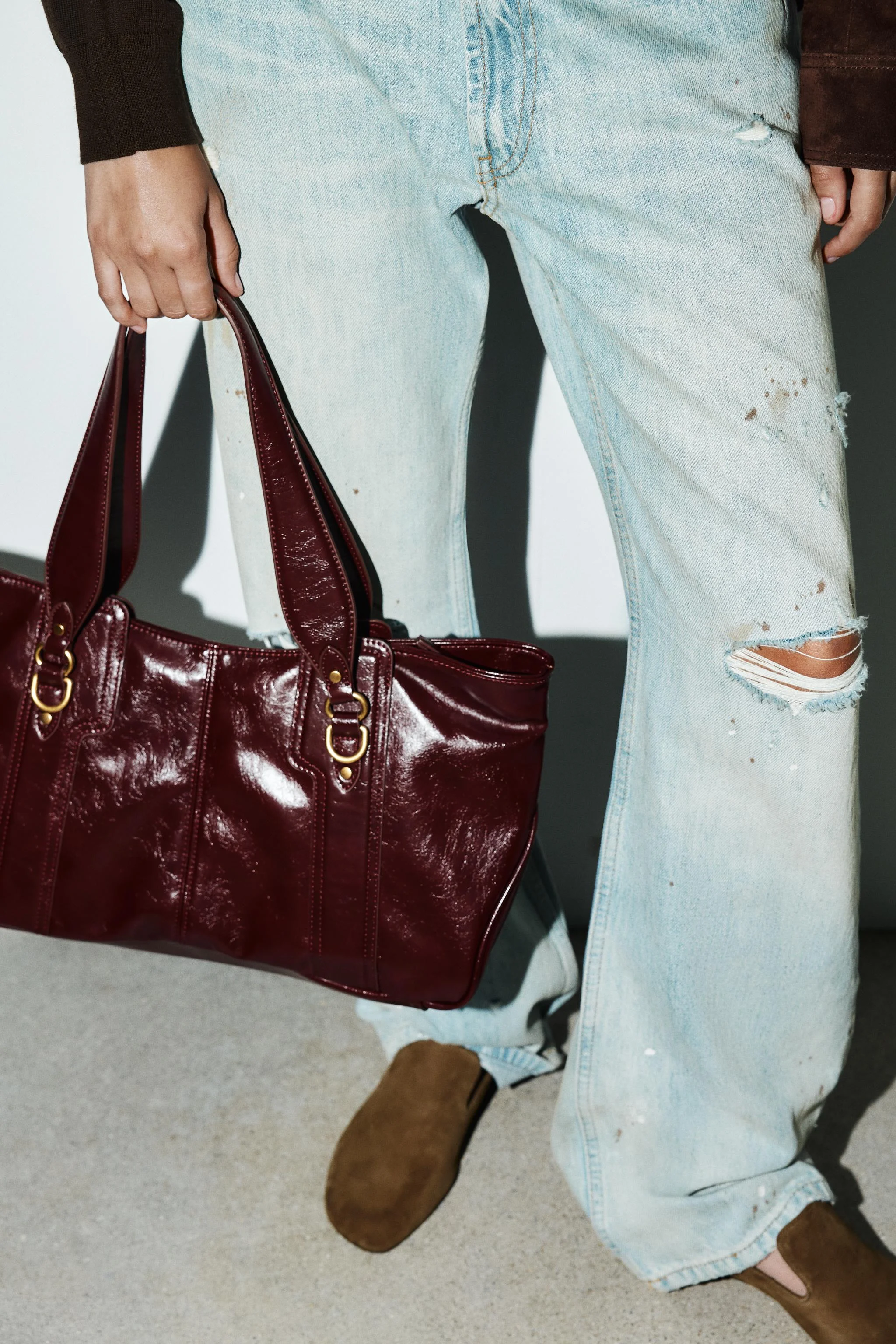 کیف دوشی با جزئیات فلزی