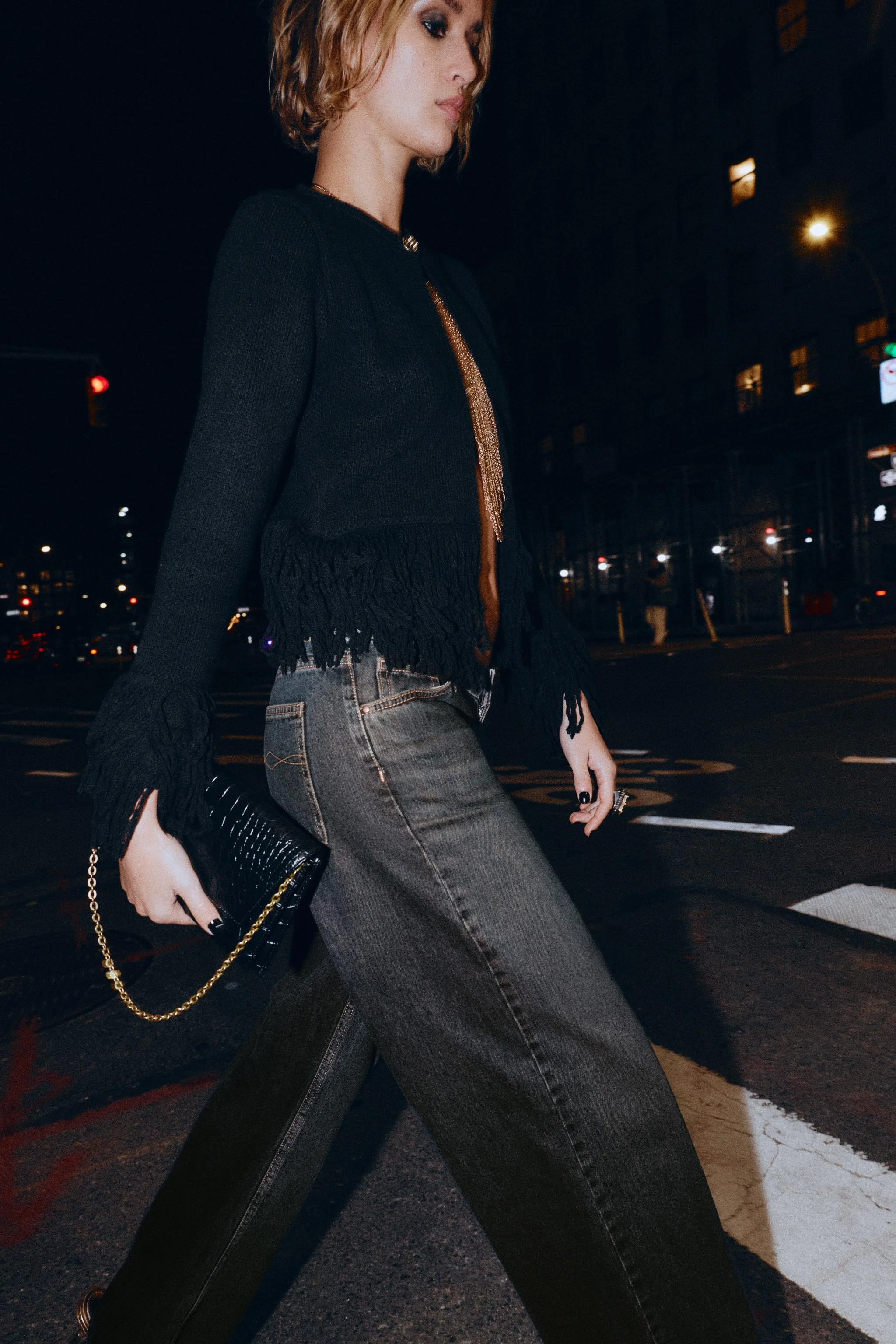 کیف دوشی با طرح برجسته