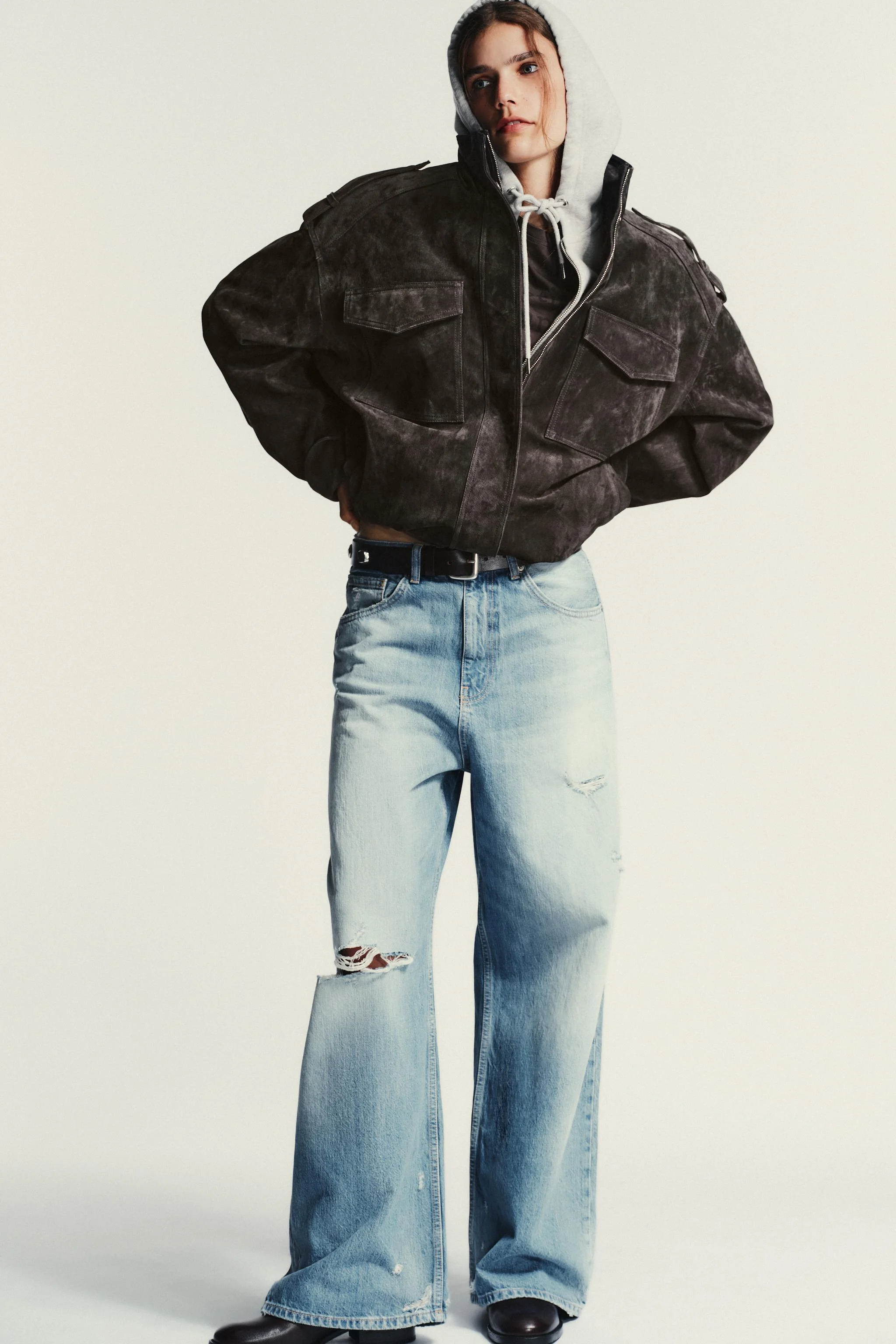 شلوار جین بگ فاق متوسط شلوار جین بگ فاق متوسط