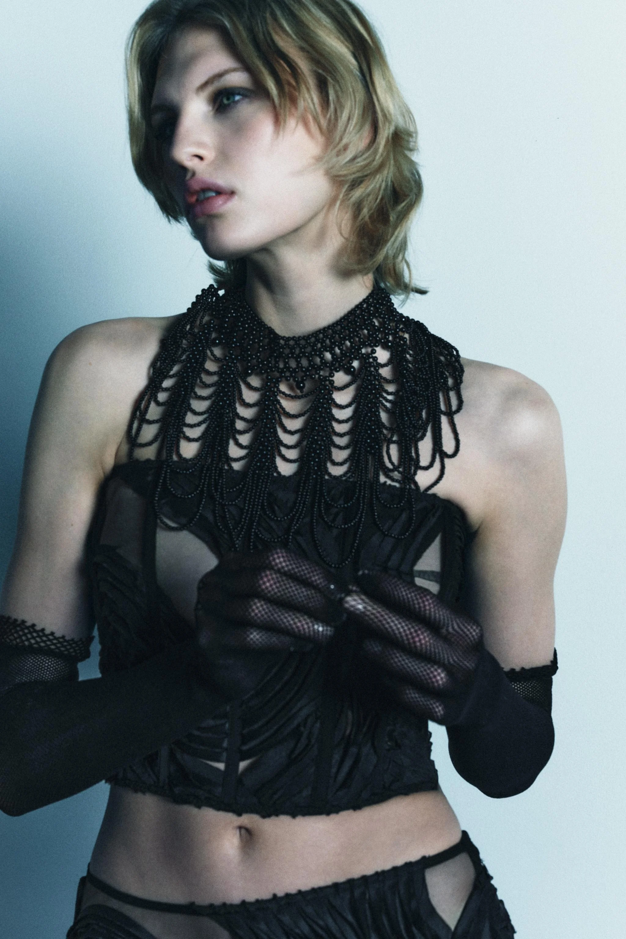 دستکش های بلند بدون درز نسخه محدود دستکش های بلند بدون درز نسخه محدود