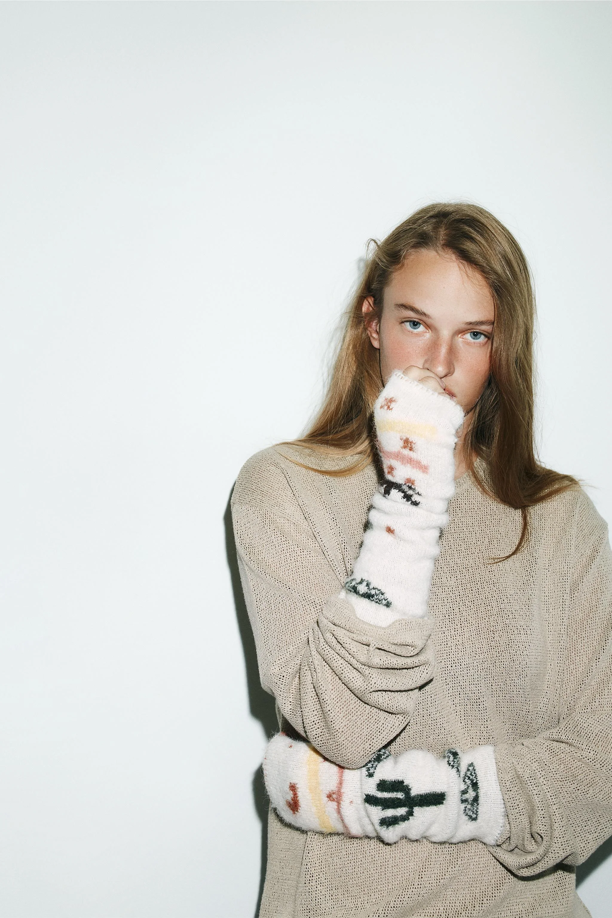 دستکش بافتنی طرح دار دستکش بافتنی طرح دار