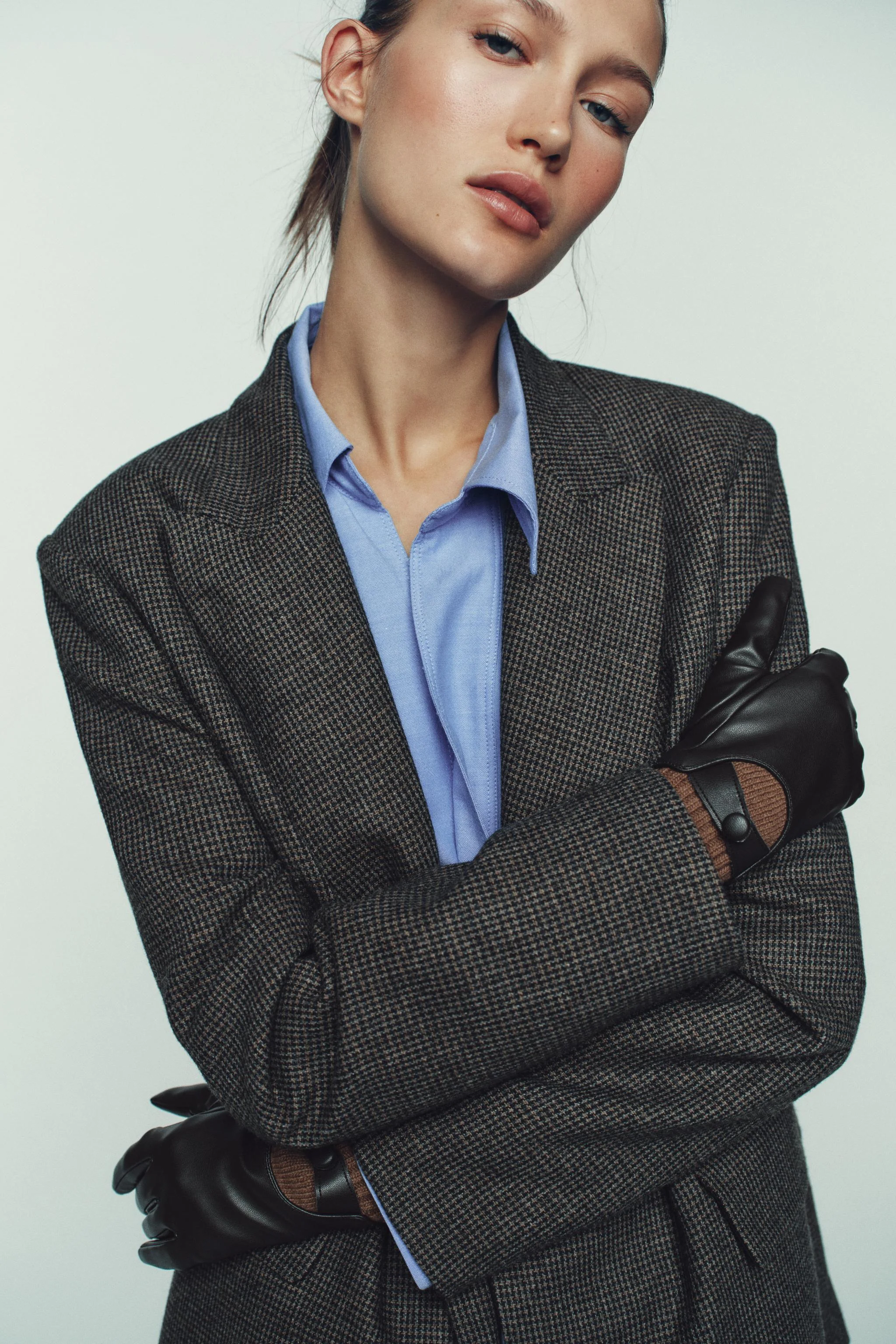 دستکش های چرم مصنوعی با پشم دستکش های چرم مصنوعی با پشم