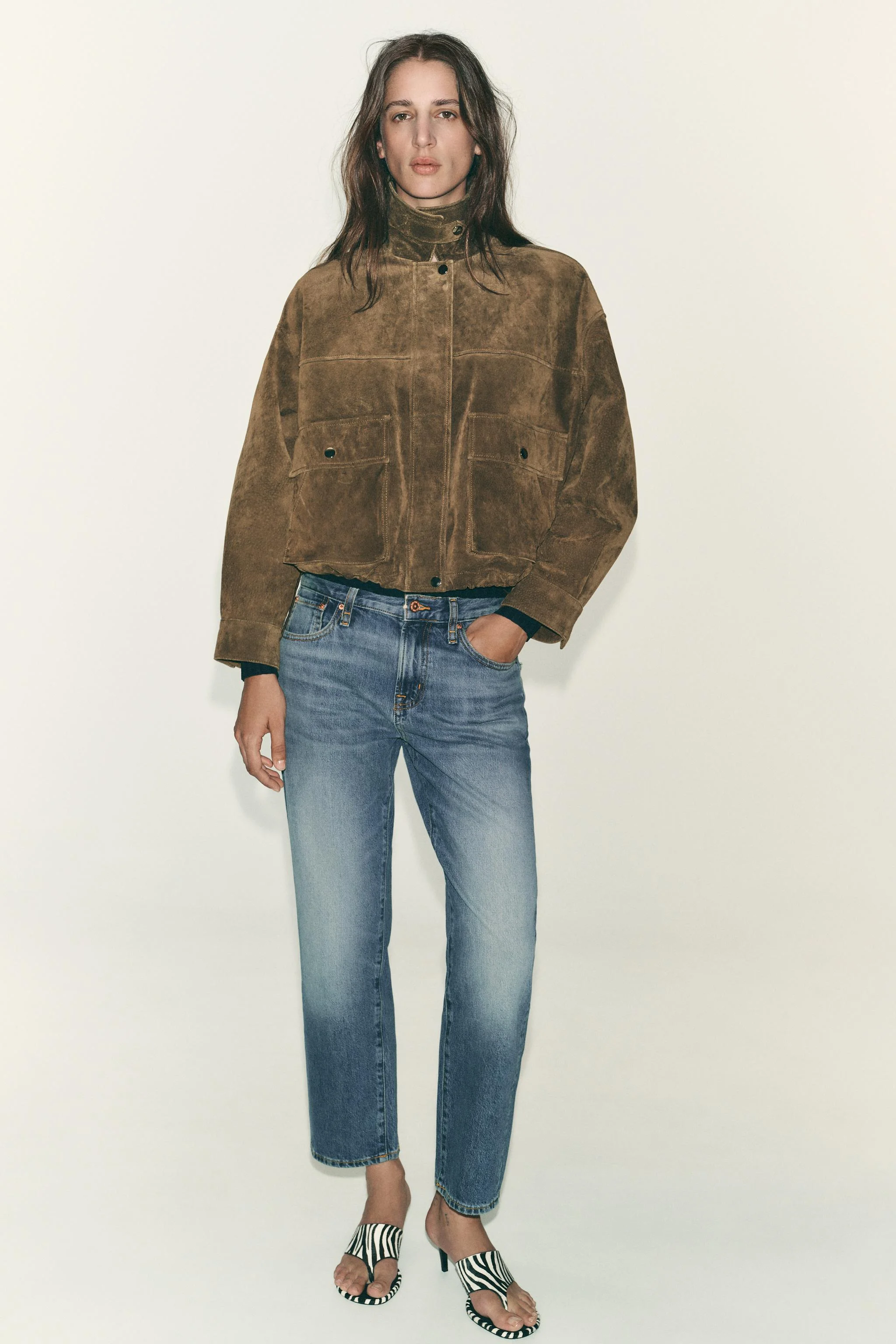 شلوار جین نیمه فاق کوتاه مدل Z1975 شلوار جین نیمه فاق کوتاه مدل Z1975