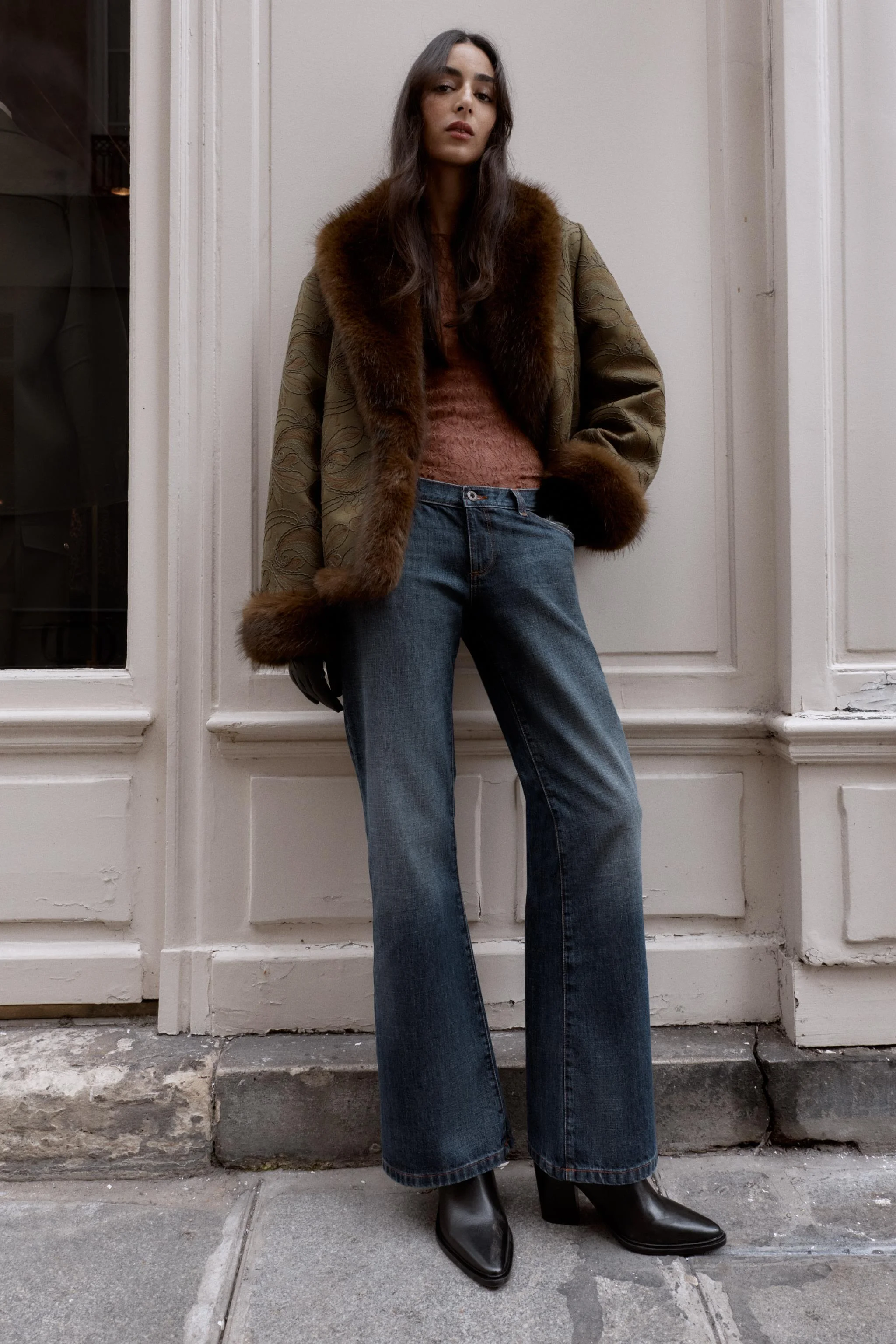 شلوار جین بوت‌کات فاق کوتاه مدل Z1975