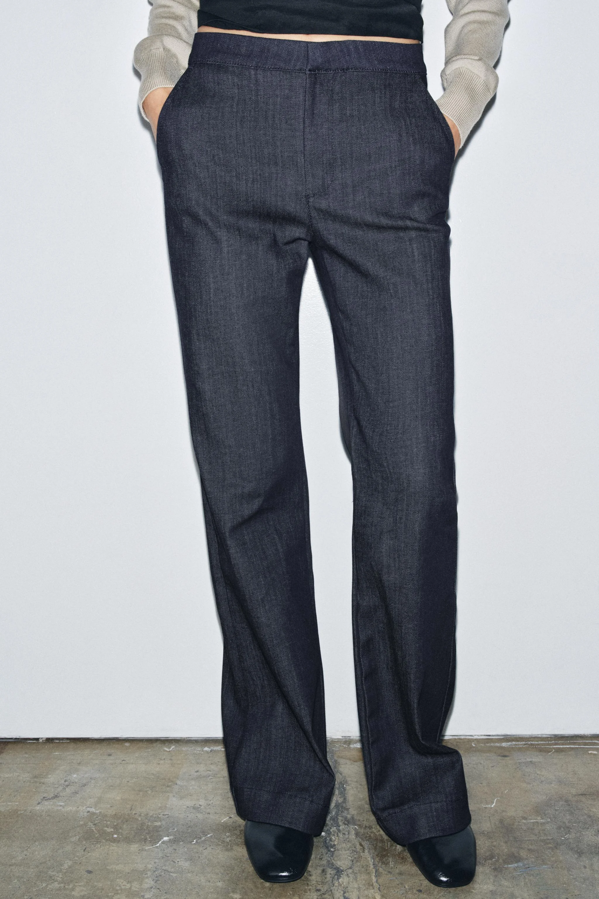 شلوار جین دمپا گشاد فاق متوسط ZW COLLECTION