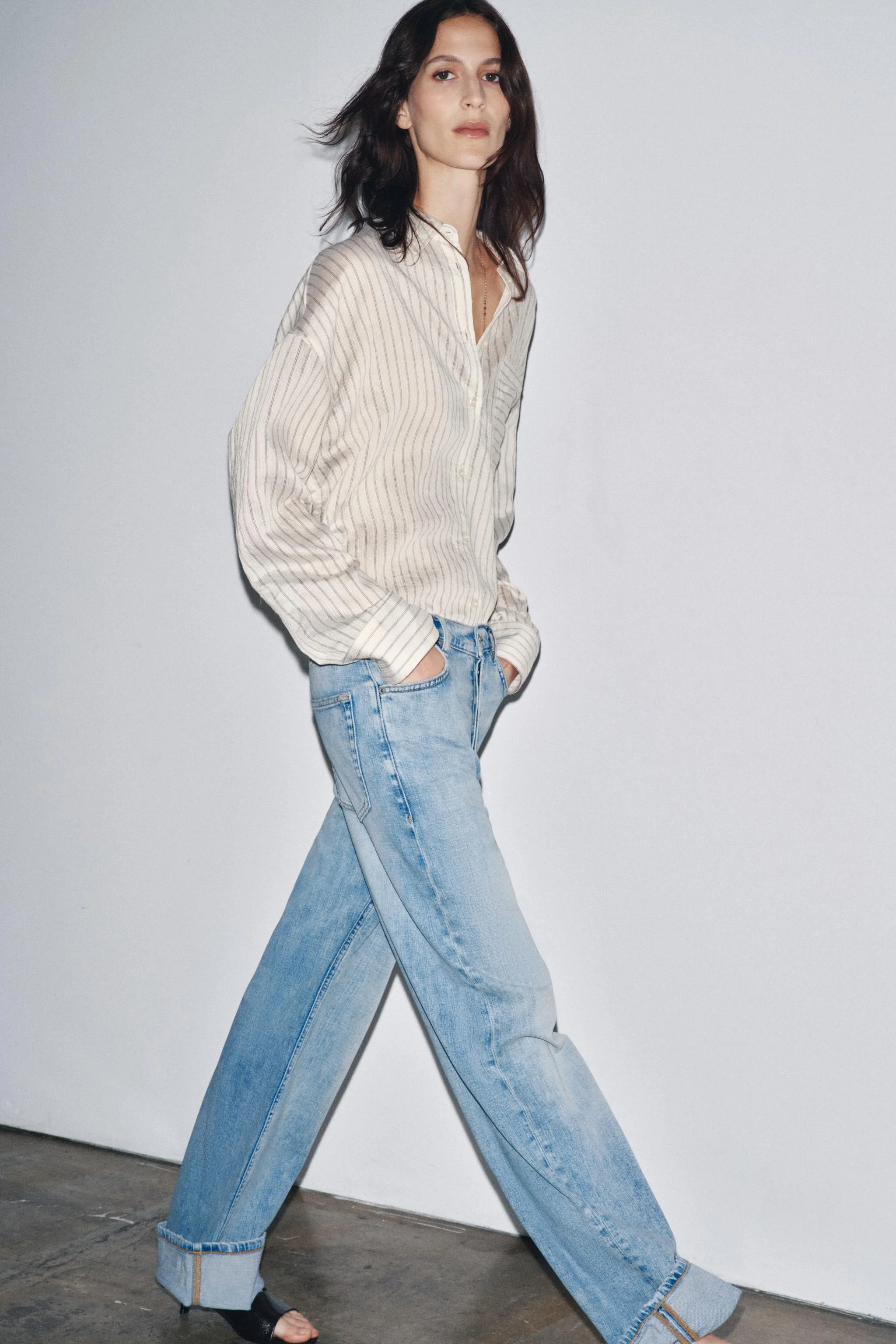 شلوار جین بگ فاق کوتاه ZW COLLECTION