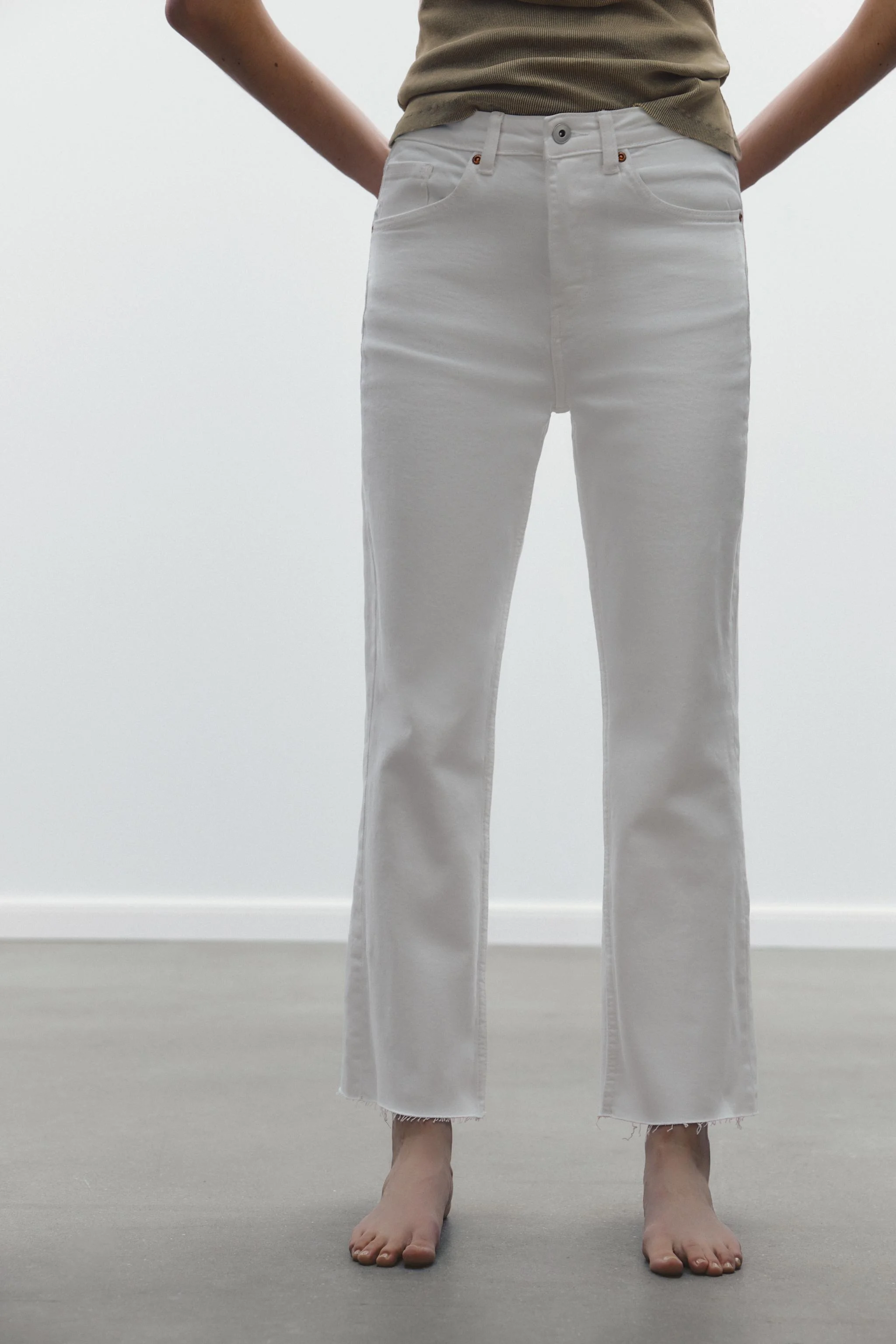 شلوار جین دمپا گشاد کوتاه کمر بلند