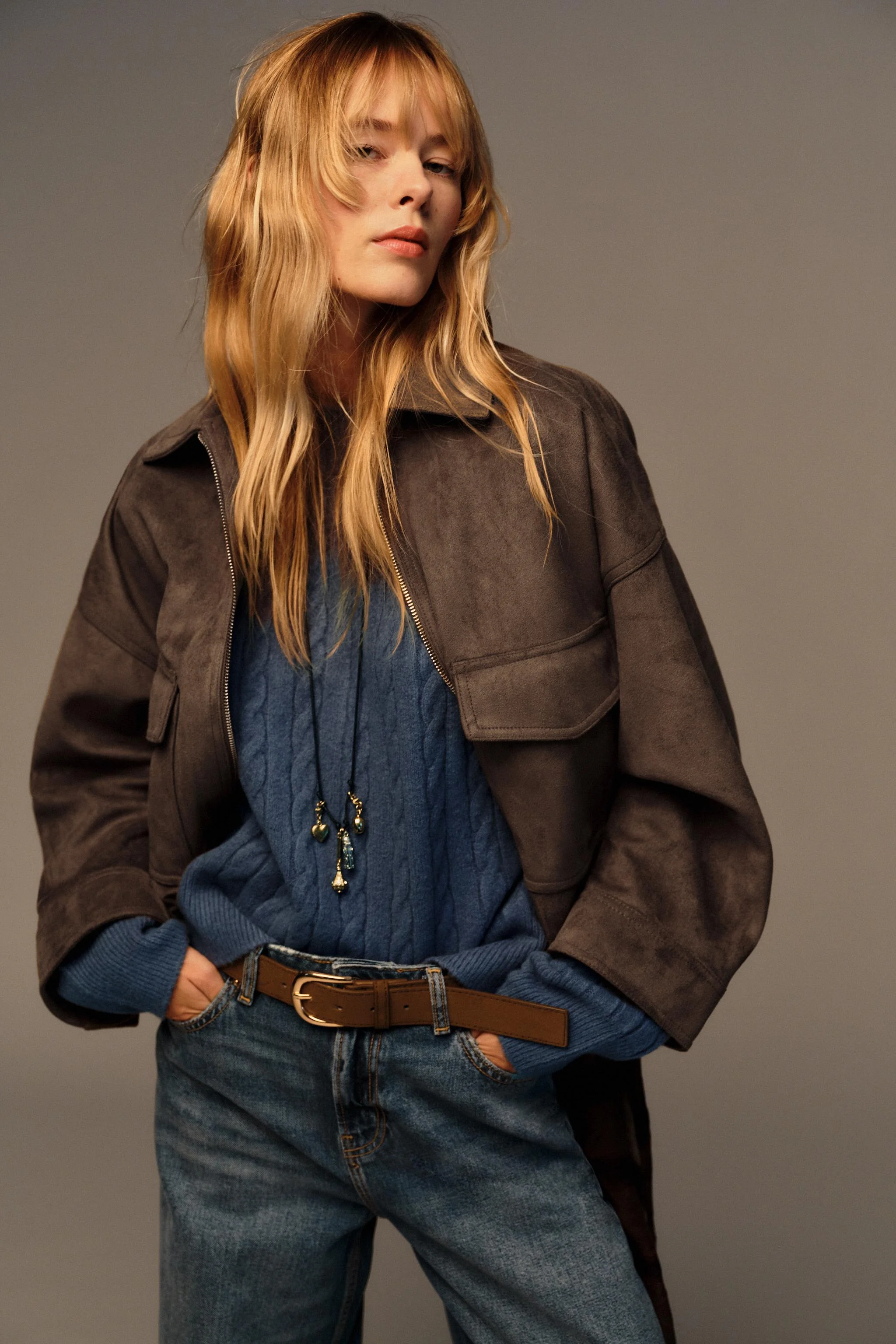 شلوار جین پاچه گشاد قد 90 کمر بلند به همراه کمربند