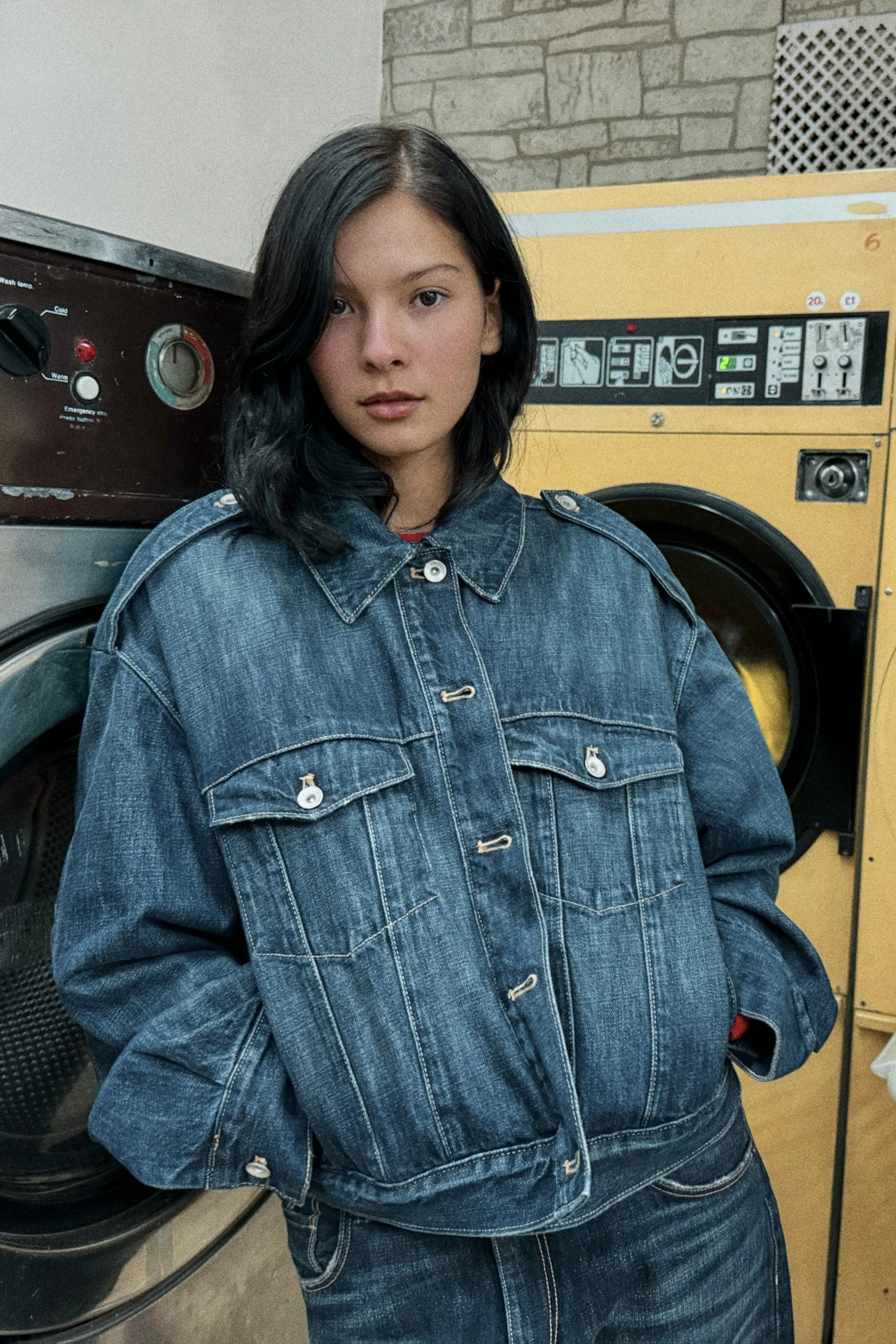 شلوار جین مدل BOYFRIEND با فاق متوسط شلوار جین مدل BOYFRIEND با فاق متوسط