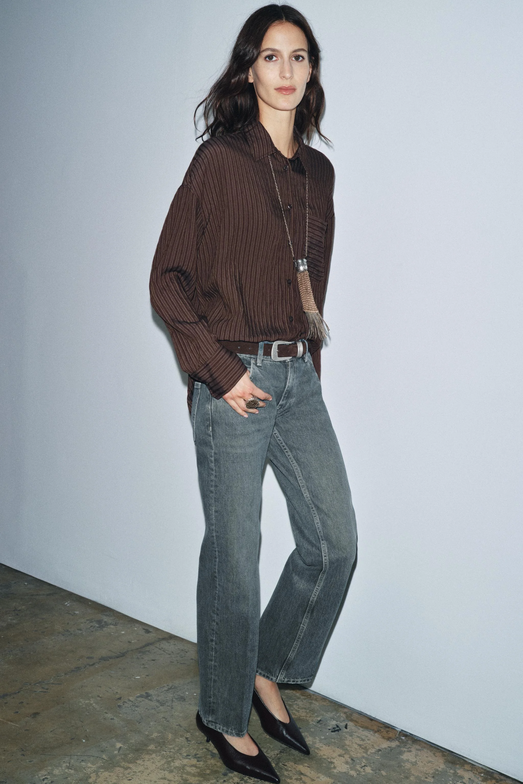 شلوار جین راسته فاق کوتاه ZW COLLECTION