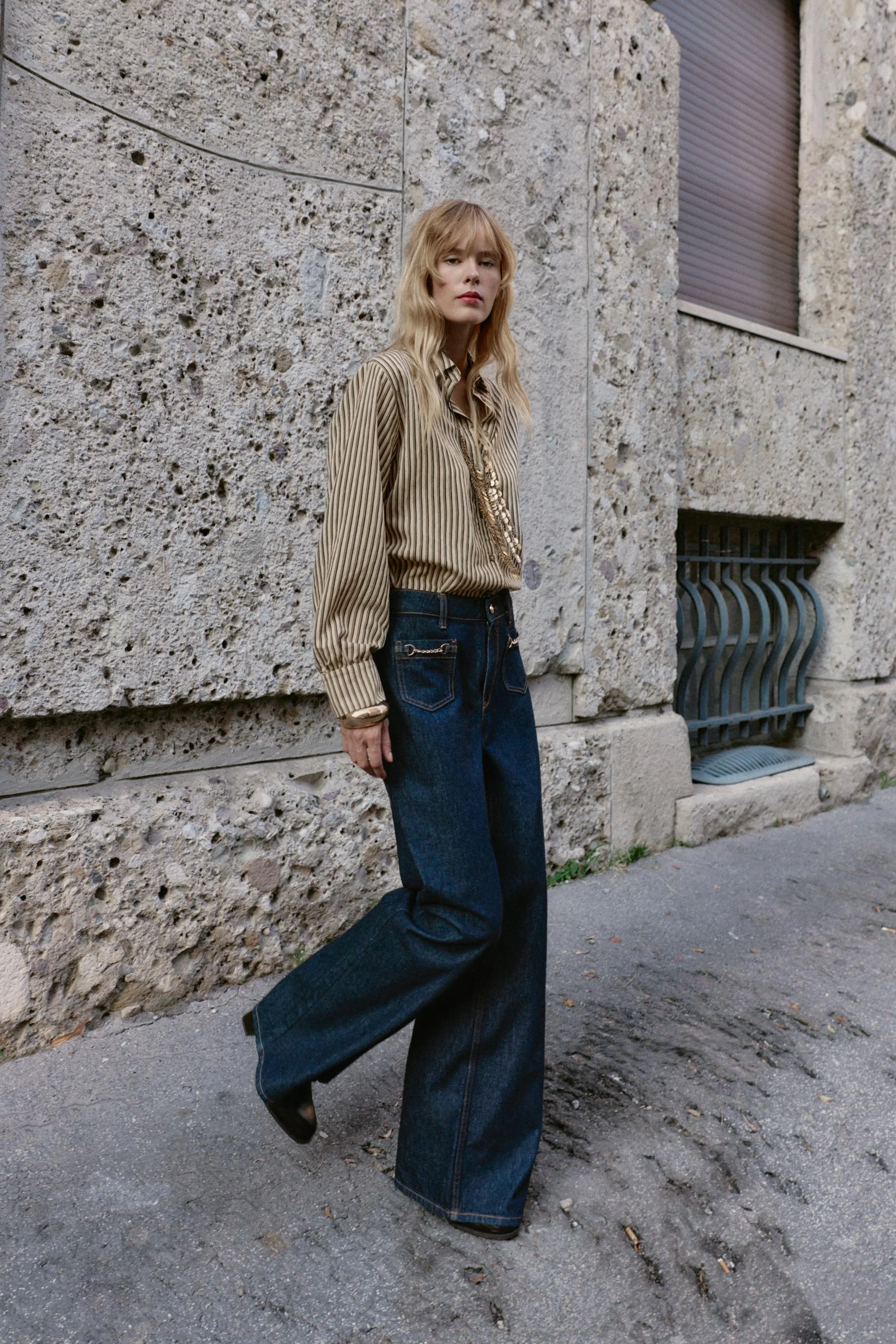 شلوار جین پاچه گشاد با زنجیر مدل Z1975