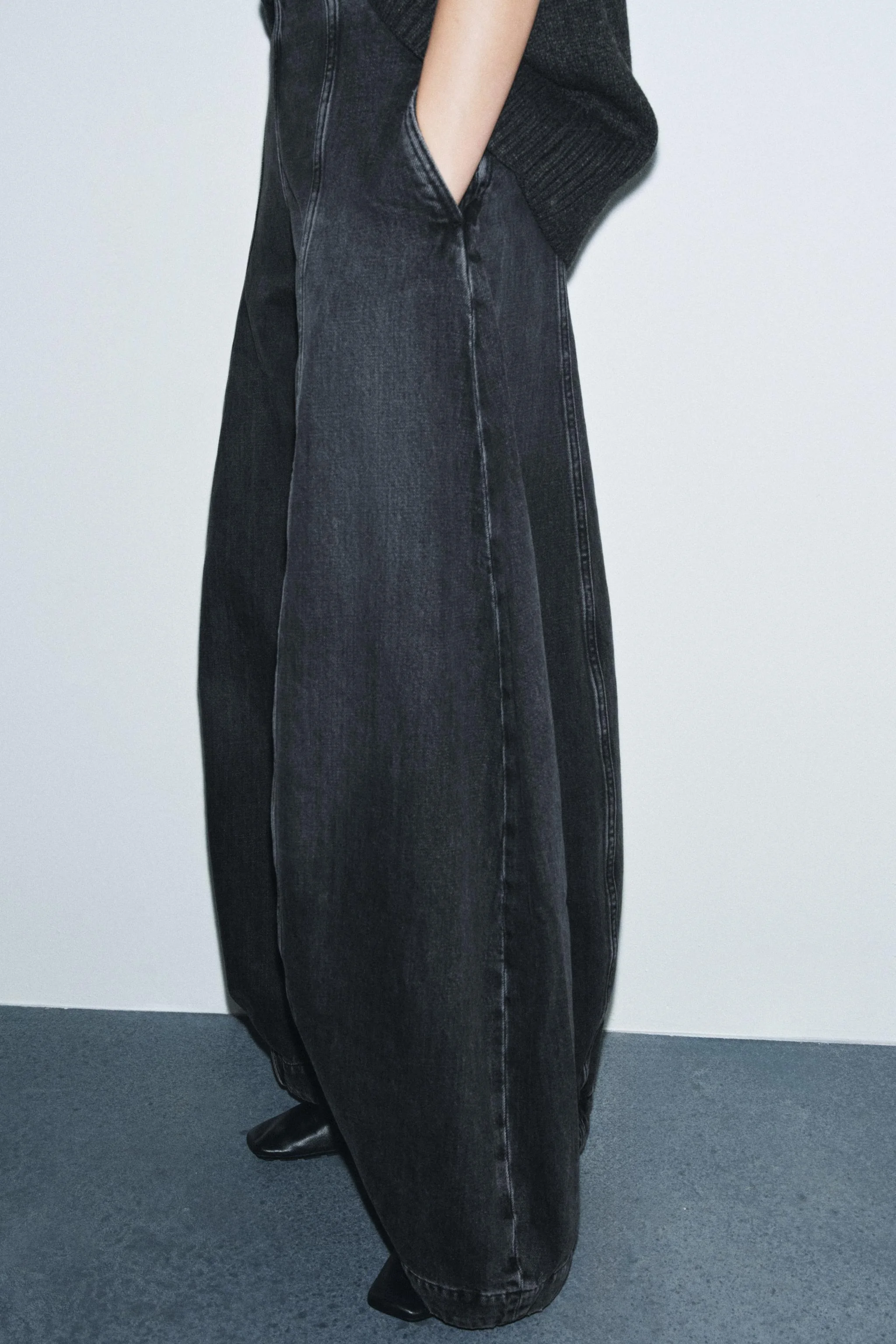 شلوار جین کمر بلند مدل بالونی ZW COLLECTION