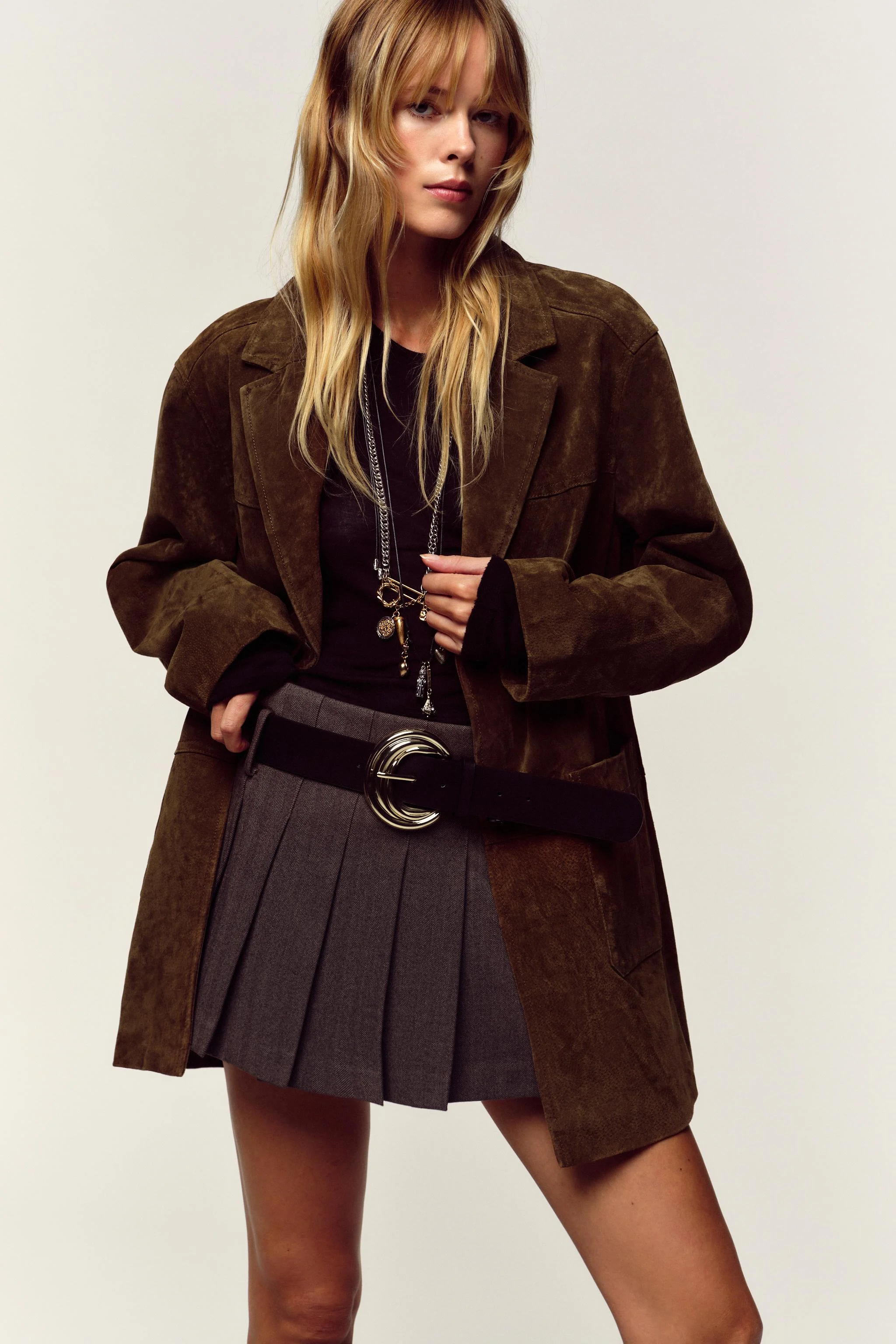 دامن شلواری پلیسه دار با کمربند دامن شلواری پلیسه دار با کمربند