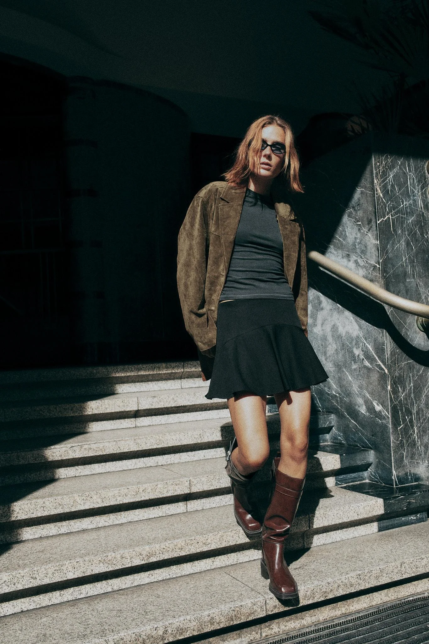 دامن شلواری کمر بلند با زیپ در پهلو دامن شلواری کمر بلند با زیپ در پهلو