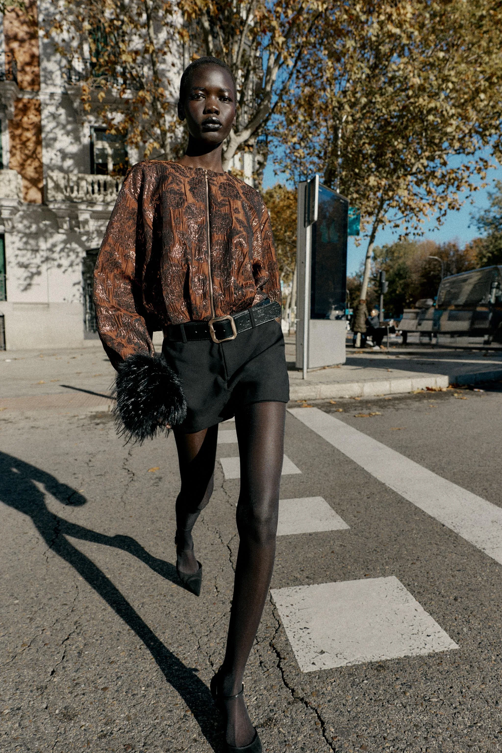 دامن شلواری کم ارتفاع با کمربند دامن شلواری کم ارتفاع با کمربند