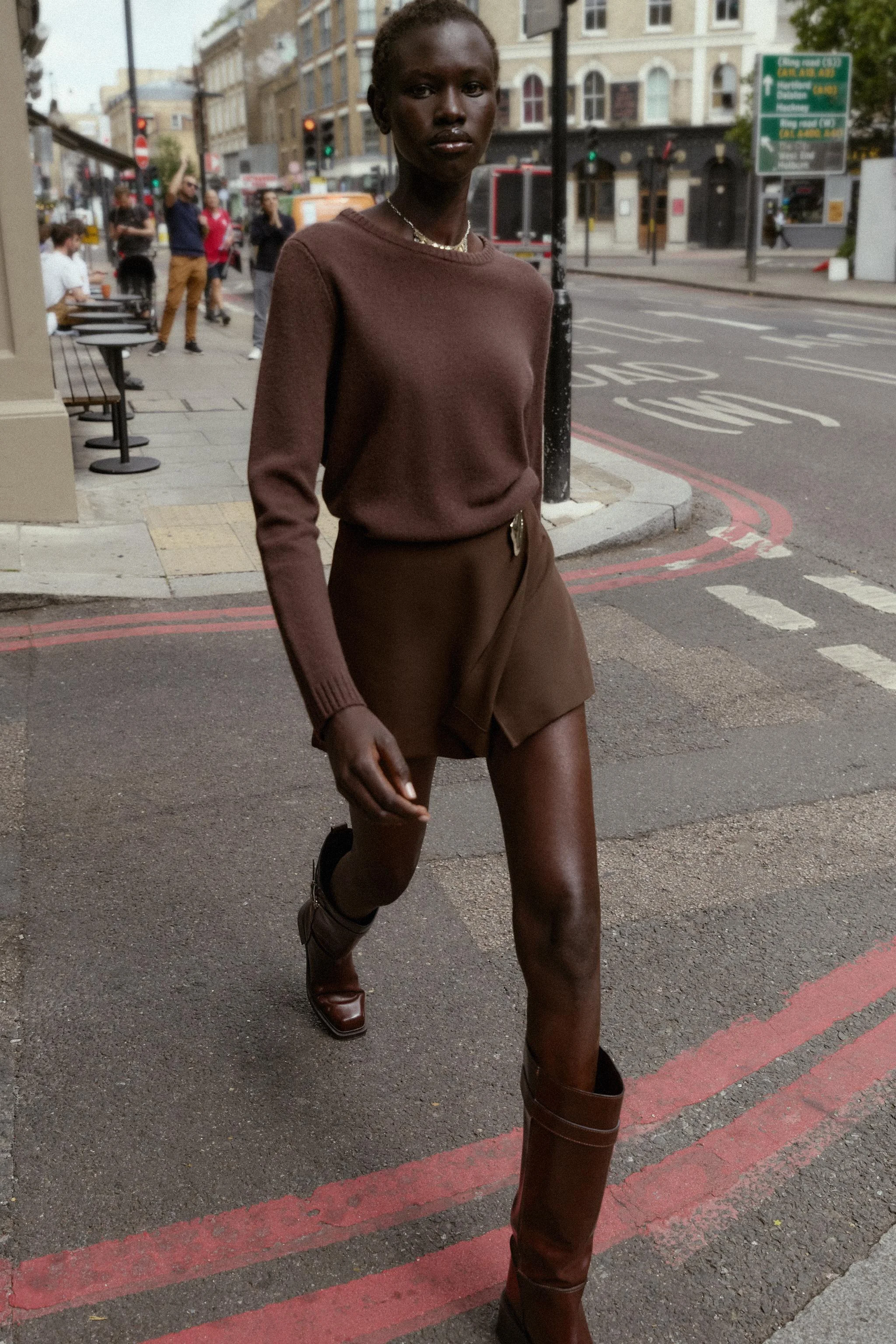 شلوارک دامن دار نامتقارن با تزیینات