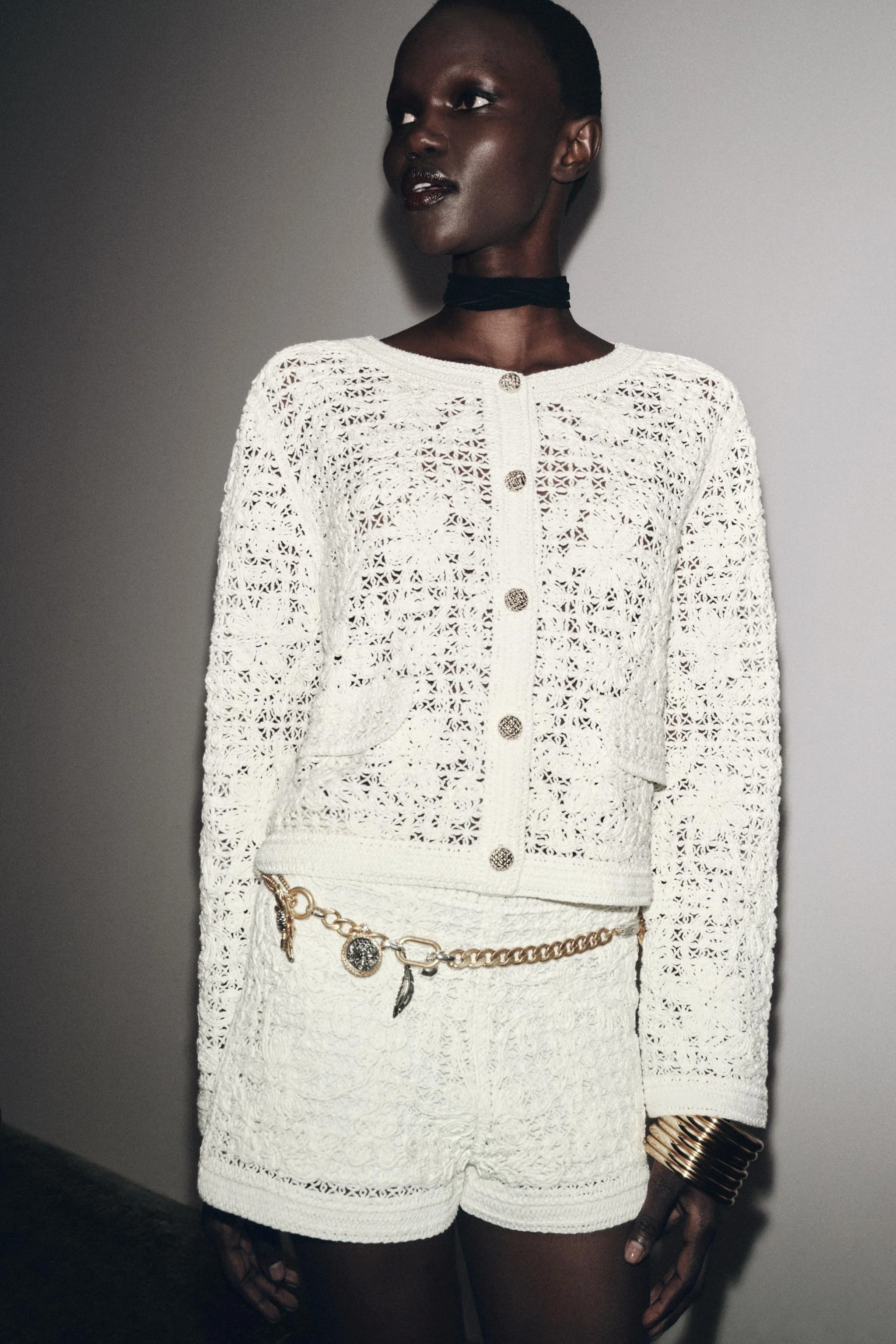 ژاکت دکمه دار بافتنی قلاب بافی ژاکت دکمه دار بافتنی قلاب بافی