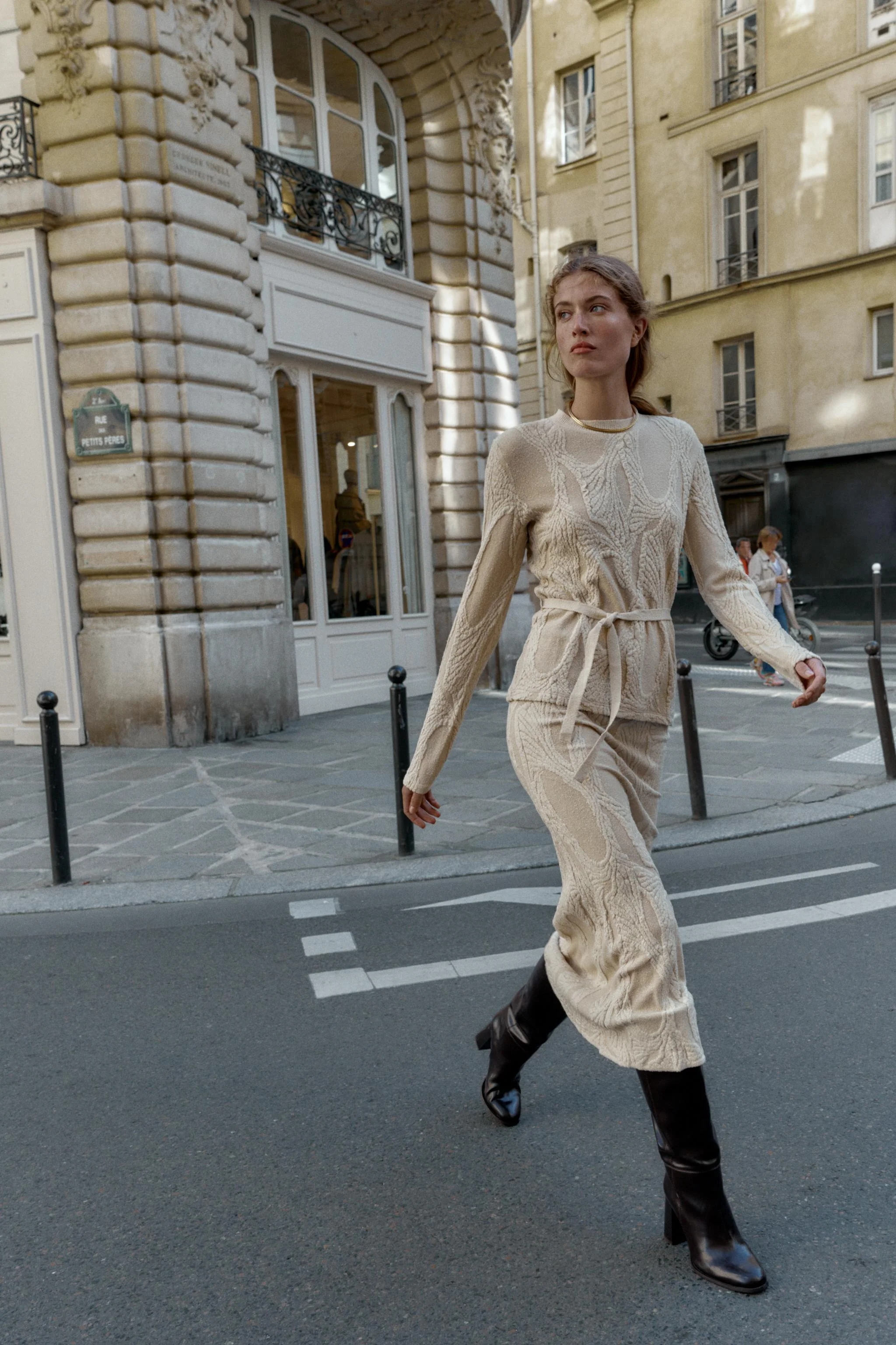 ژاکارد جامپر با کمربند ژاکارد جامپر با کمربند