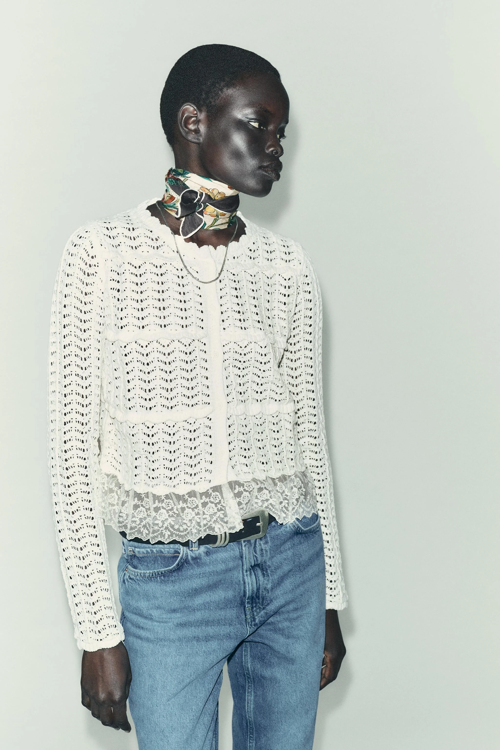 ژاکت کشباف پشمی رمانتیک