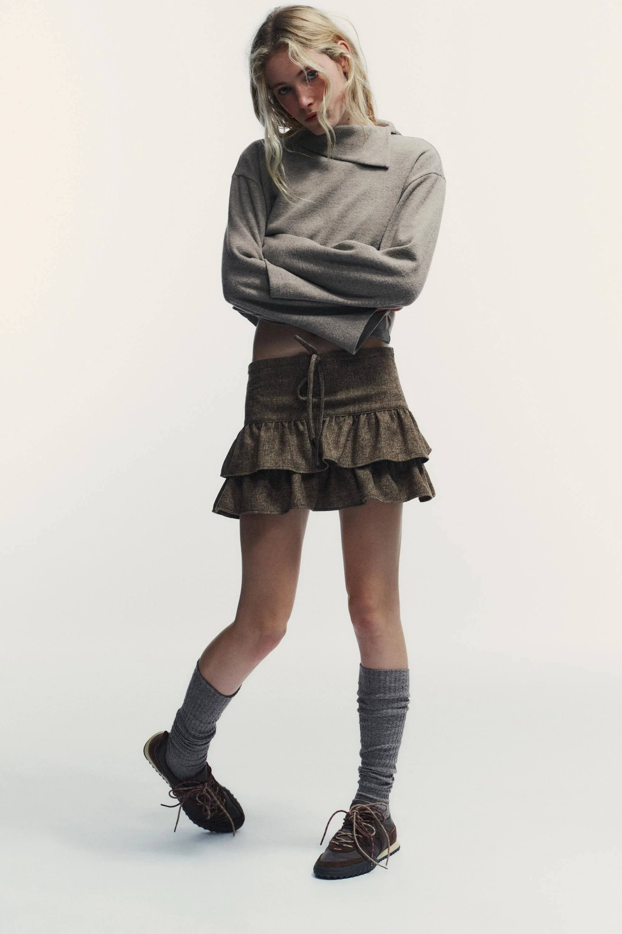 ژاکت بافتنی نرم ژاکت بافتنی نرم