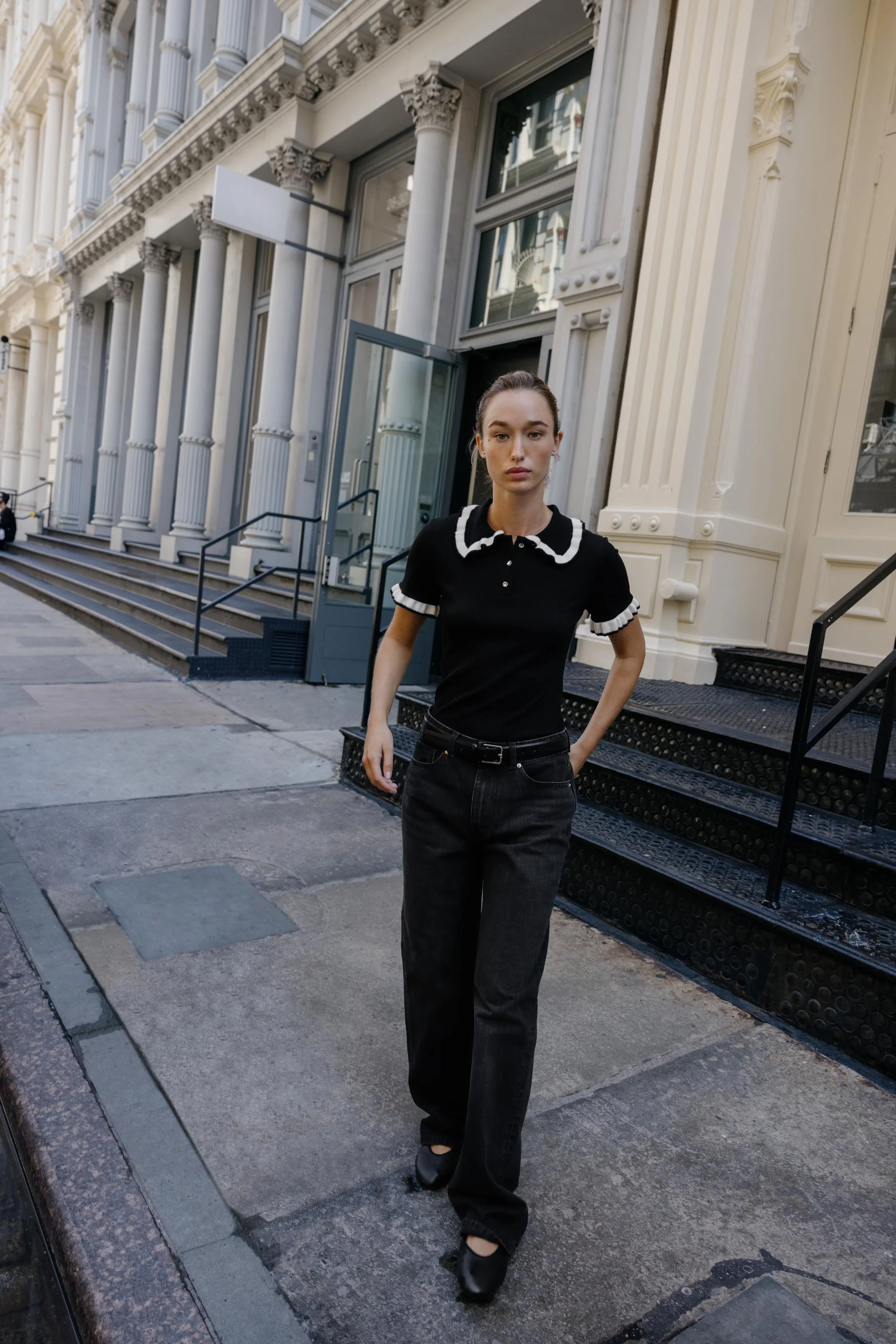 پلیور یقه پولو با دکمه های نگین دار