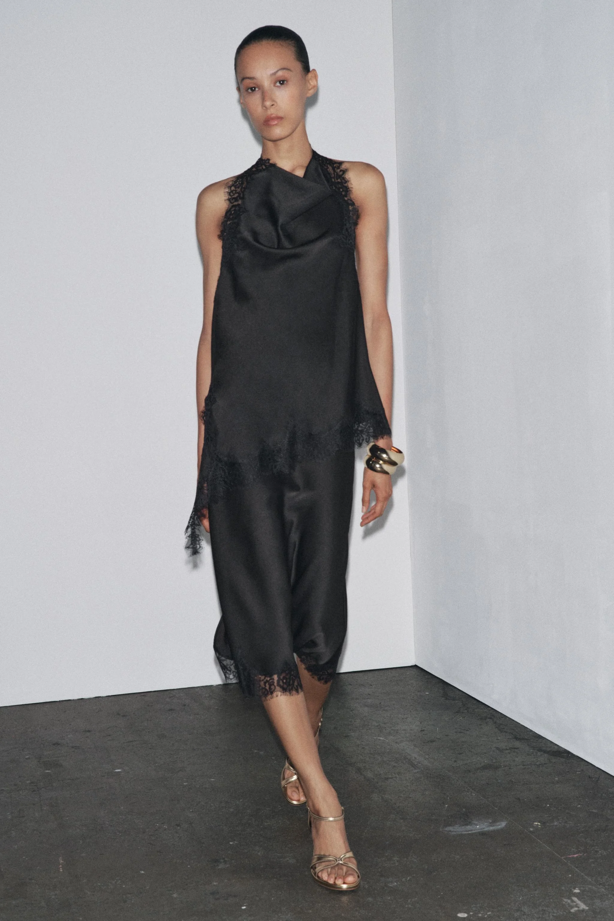 دامن میدی ساتن و گیپور ZW COLLECTION