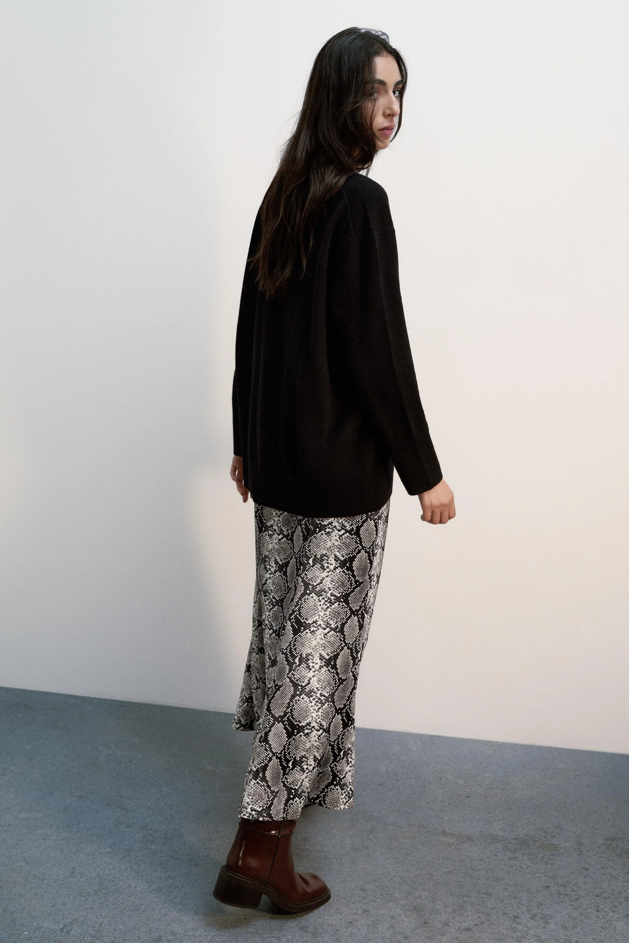 دامن میدی ساتن با طرح حیوانات