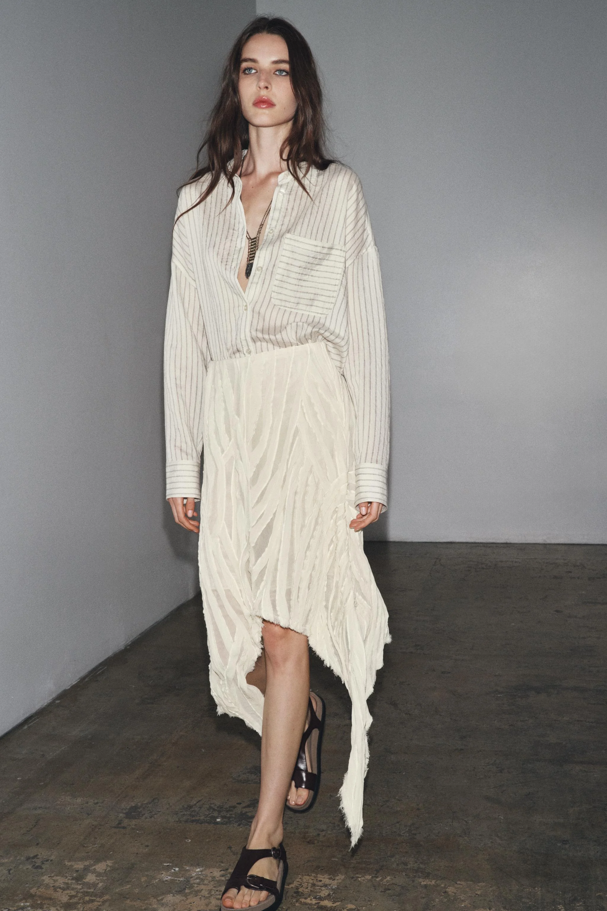 دامن پلیسه نامتقارن ZW COLLECTION