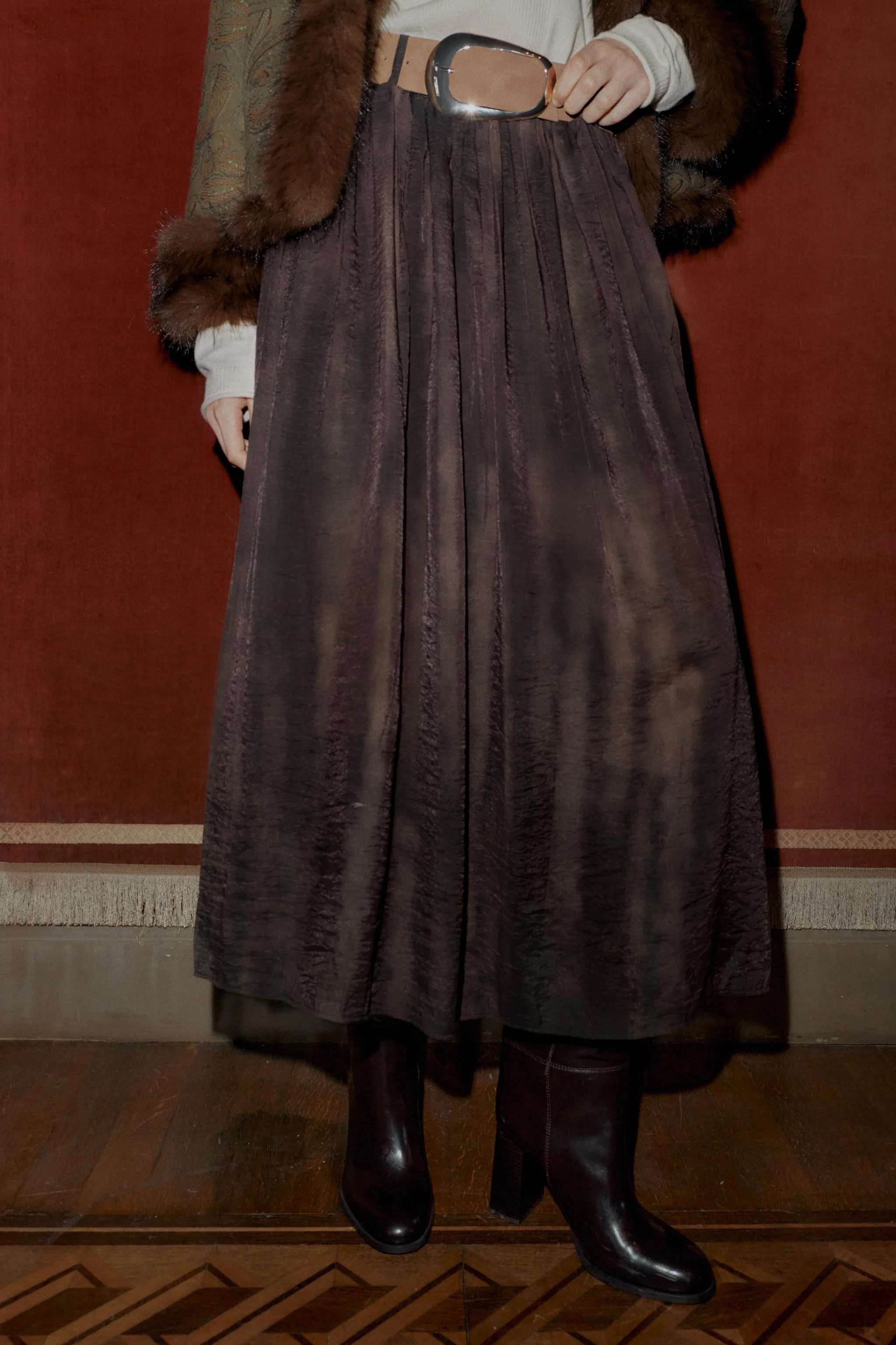 دامن میدی طرح دار با کمربند دامن میدی طرح دار با کمربند