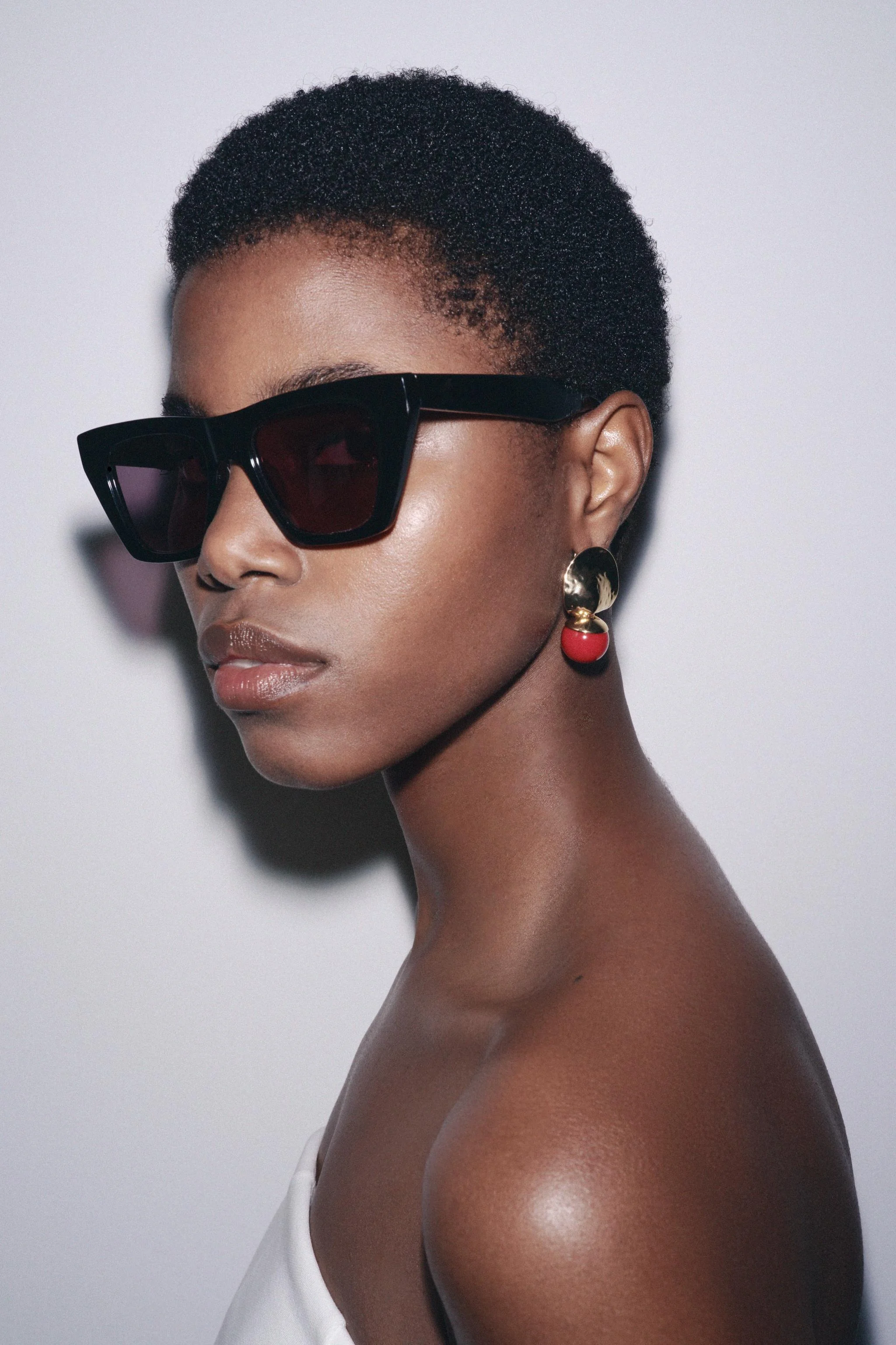 گوشواره های توپی گوشواره های توپی