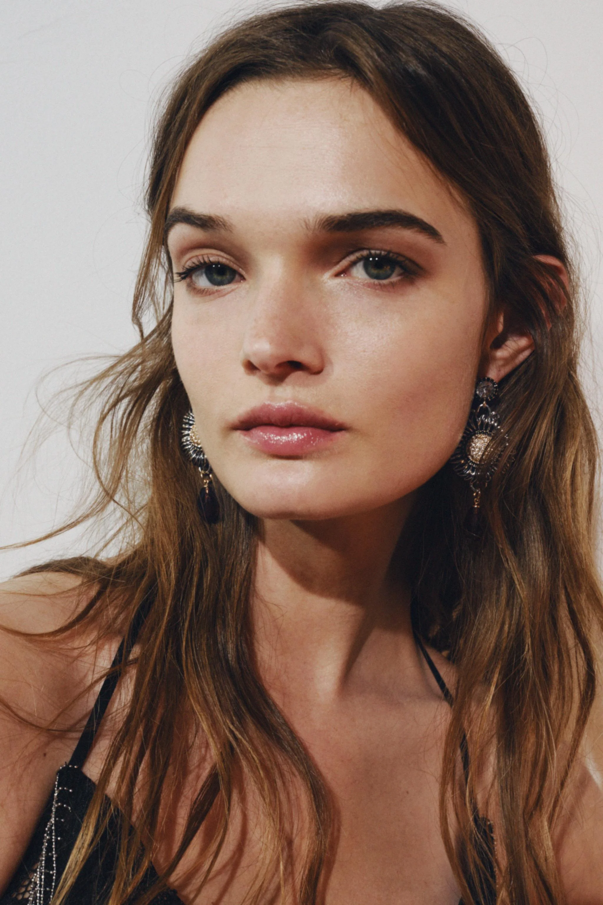 گوشواره های گل نگین دار