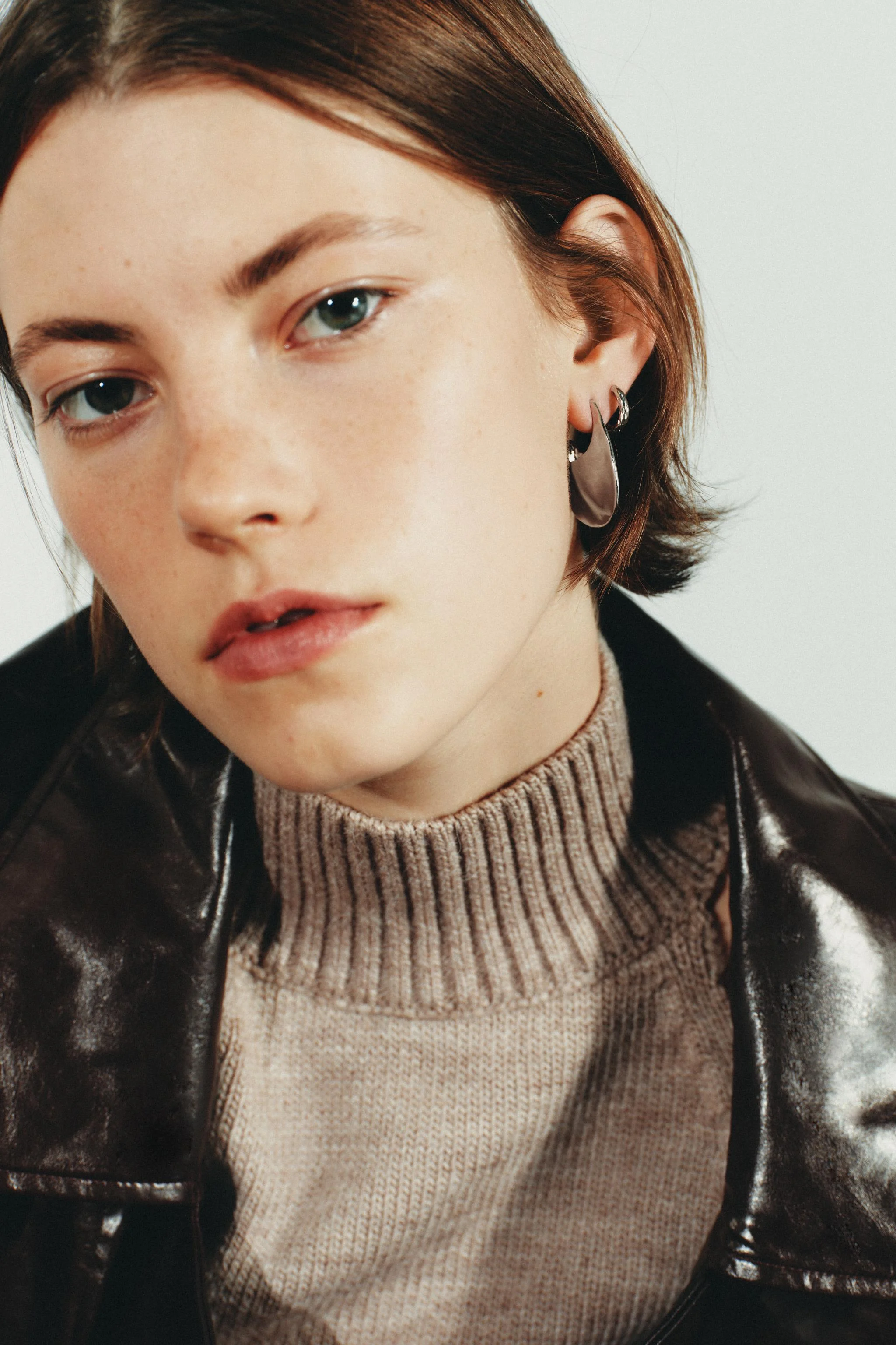 گوشواره های فلزی حلقه ای نامنظم