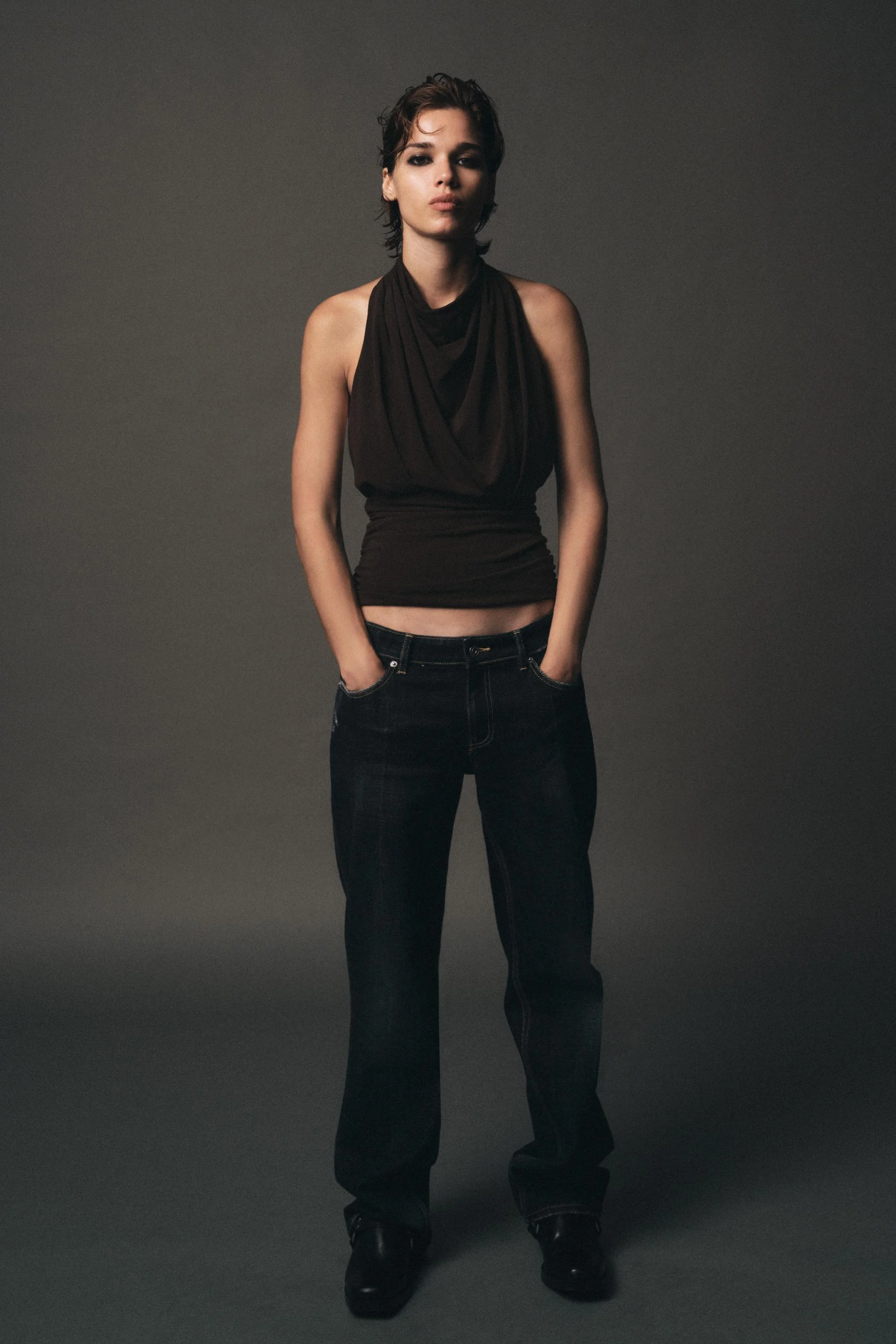 تاپ یقه هالتر مدل دراپه