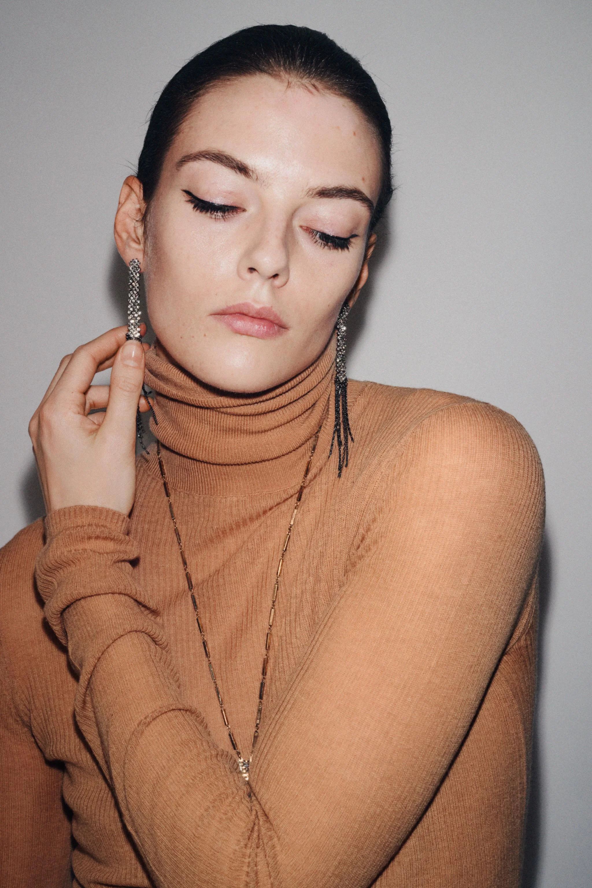 گوشواره های بلند براق