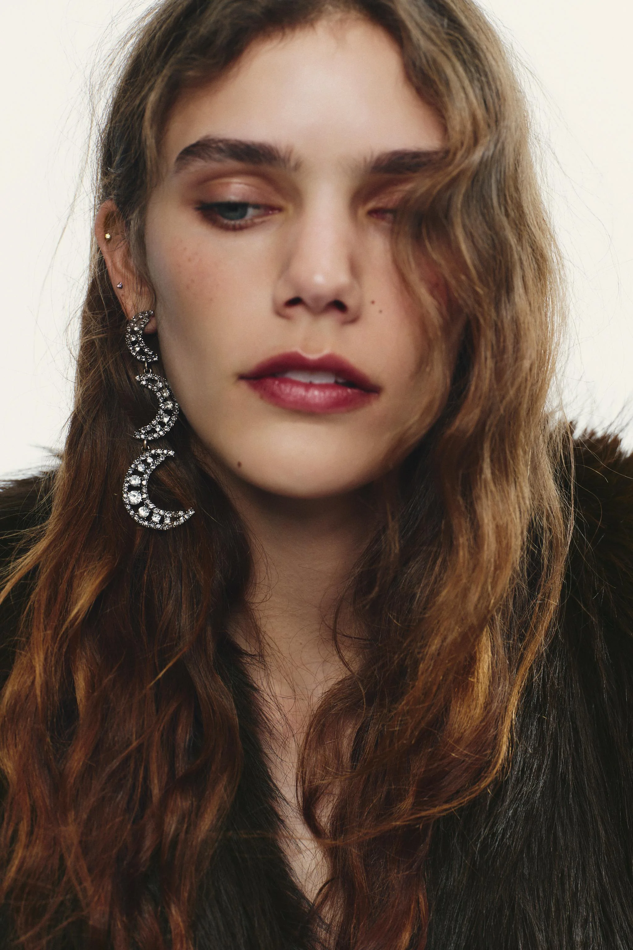 گوشواره آویز ماه درخشان گوشواره آویز ماه درخشان