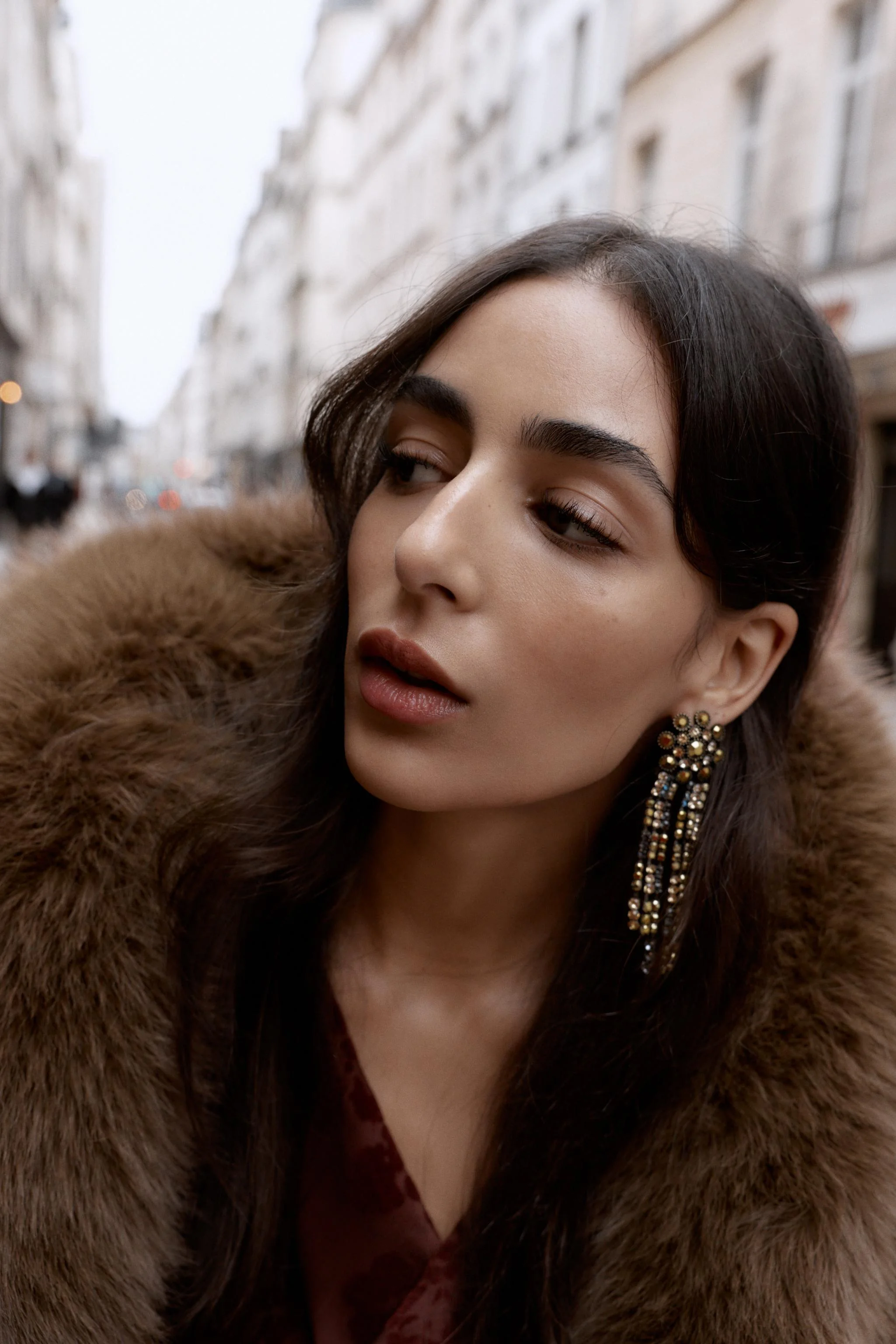 گوشواره های بلند و براق گوشواره های بلند و براق