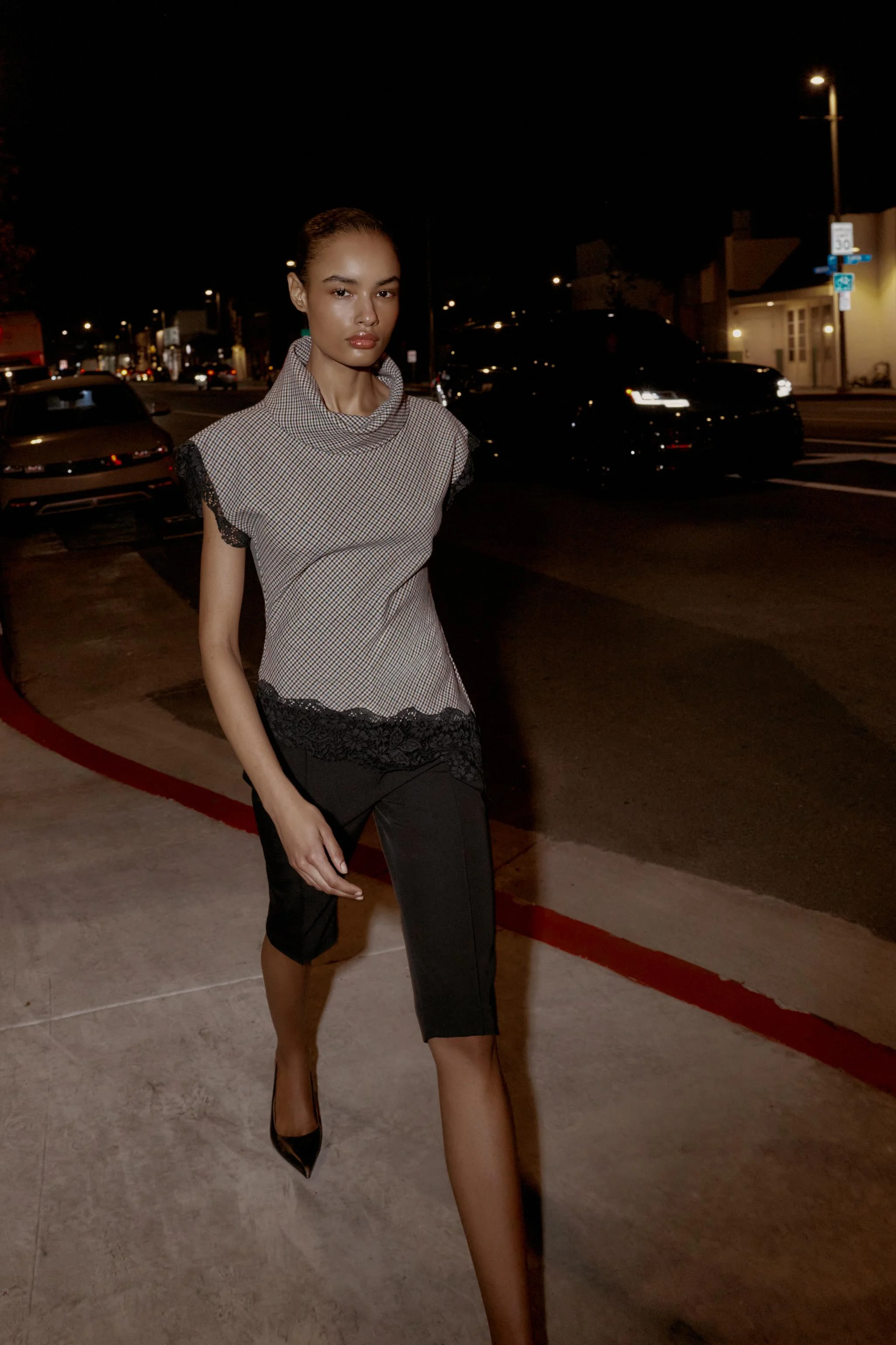 تاپ توری طرح پاپیونی تاپ توری طرح پاپیونی