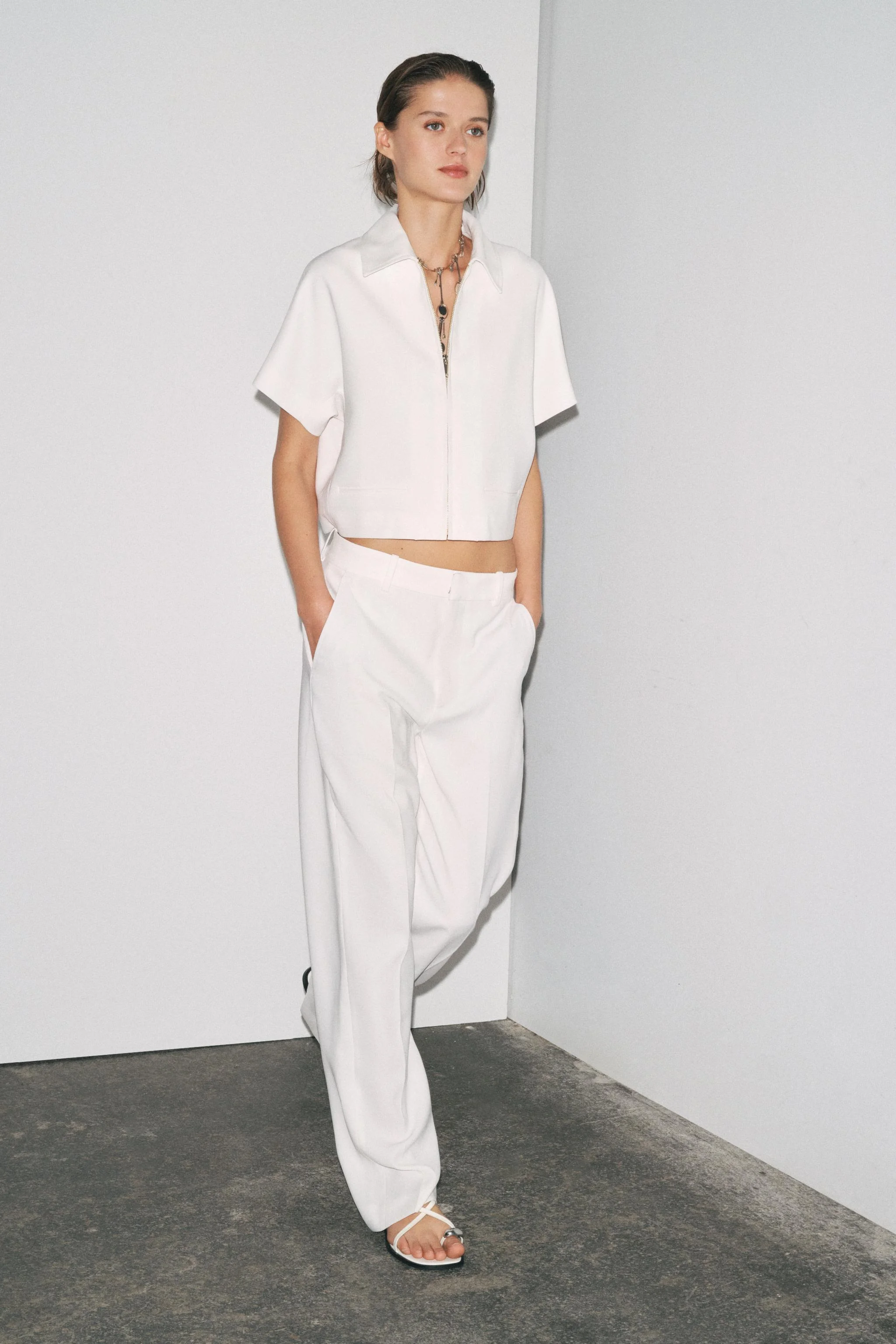 کت کوتاه زنانه ZW COLLECTION