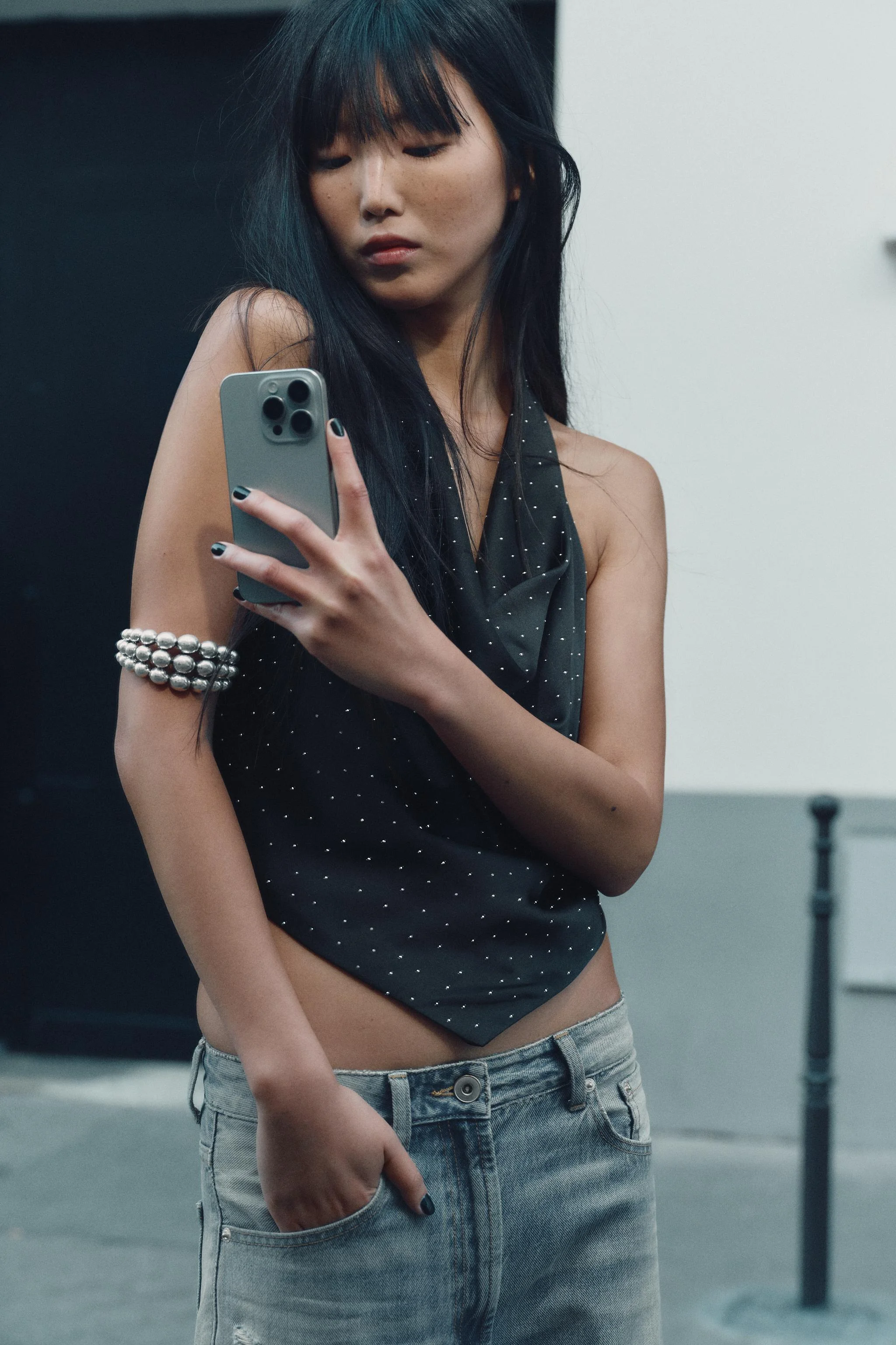 تاپ ساتن هالتر با تزئینات نگین