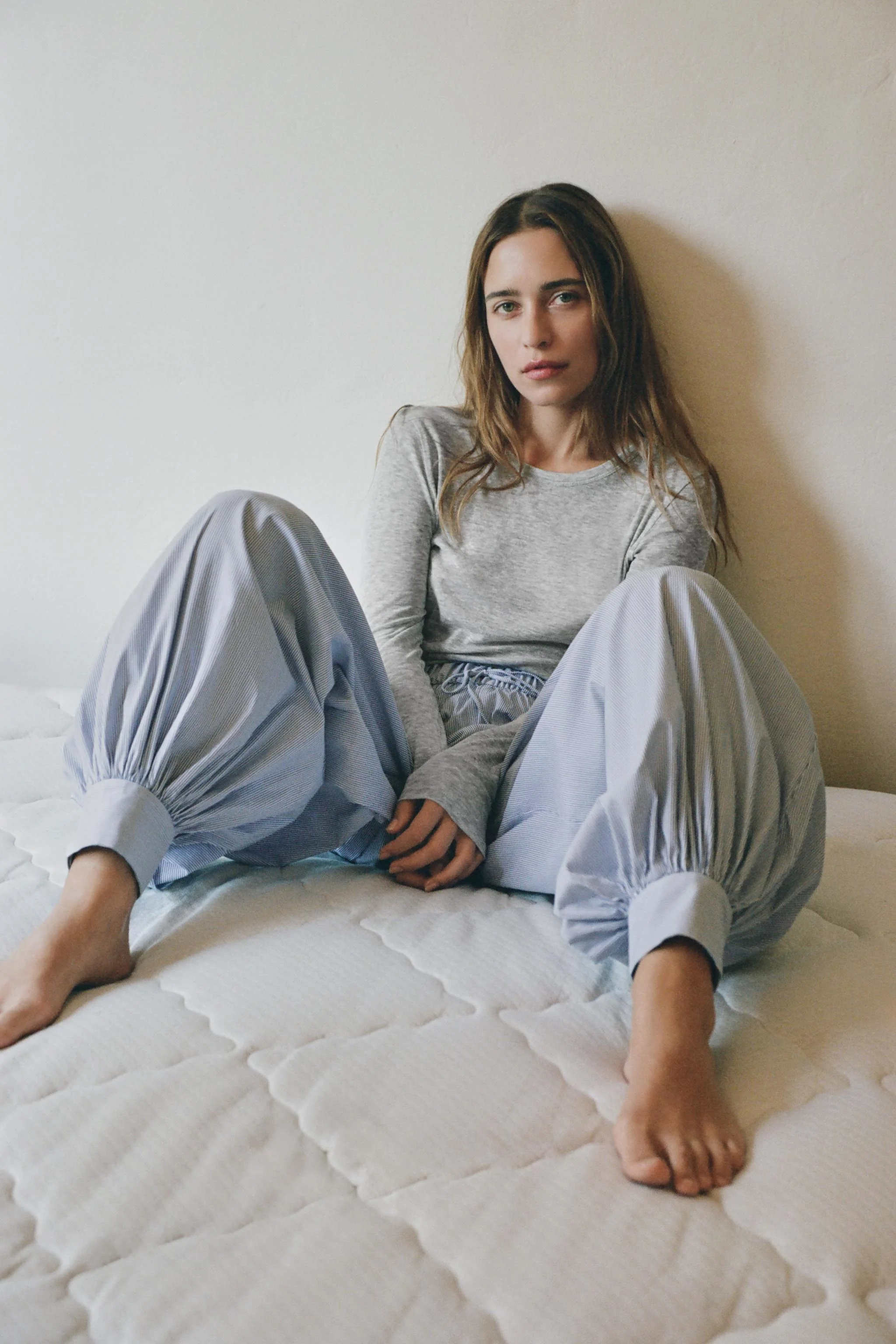 تی شرت آستین بلند نخی تی شرت آستین بلند نخی