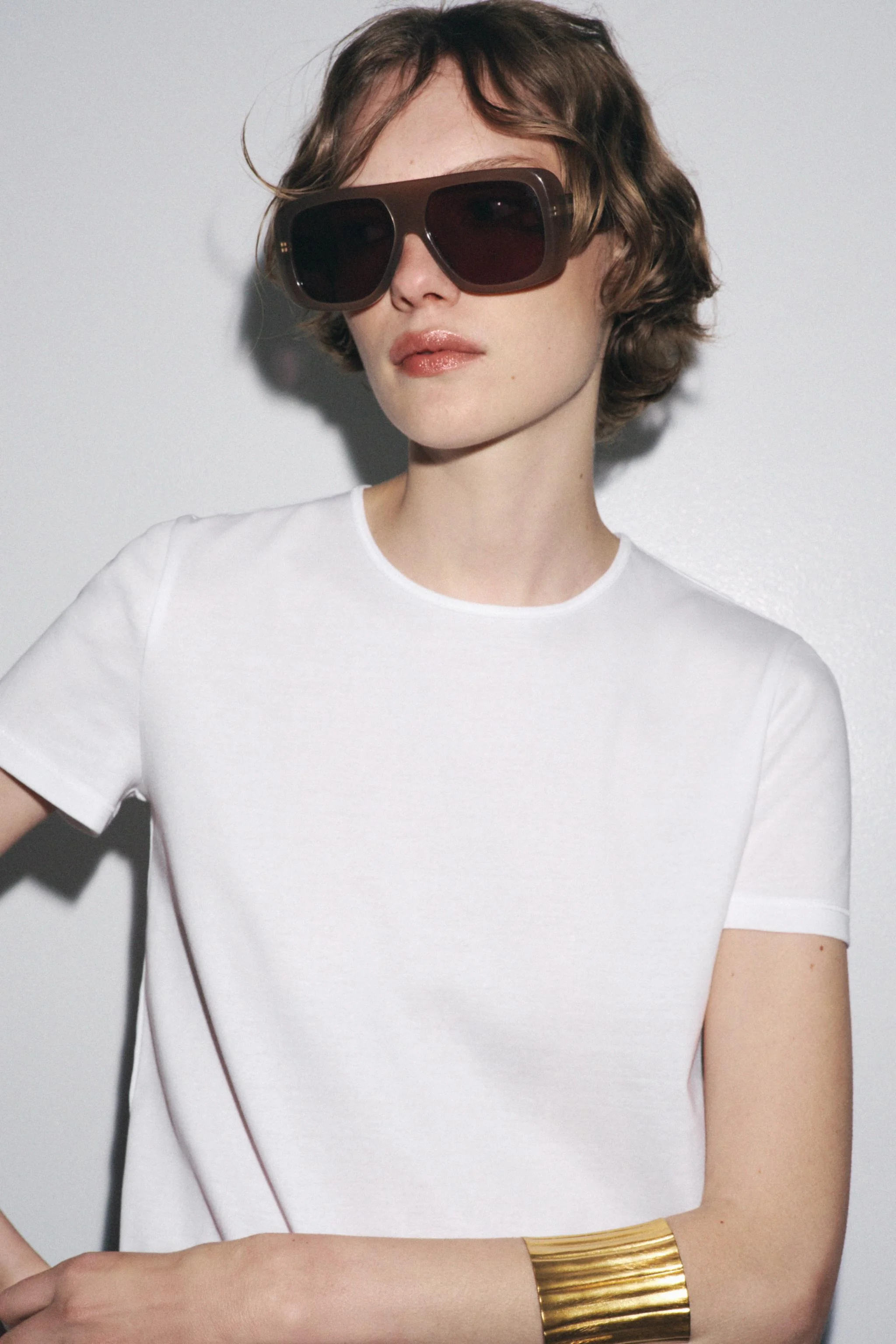 دستبند فلزی برجسته