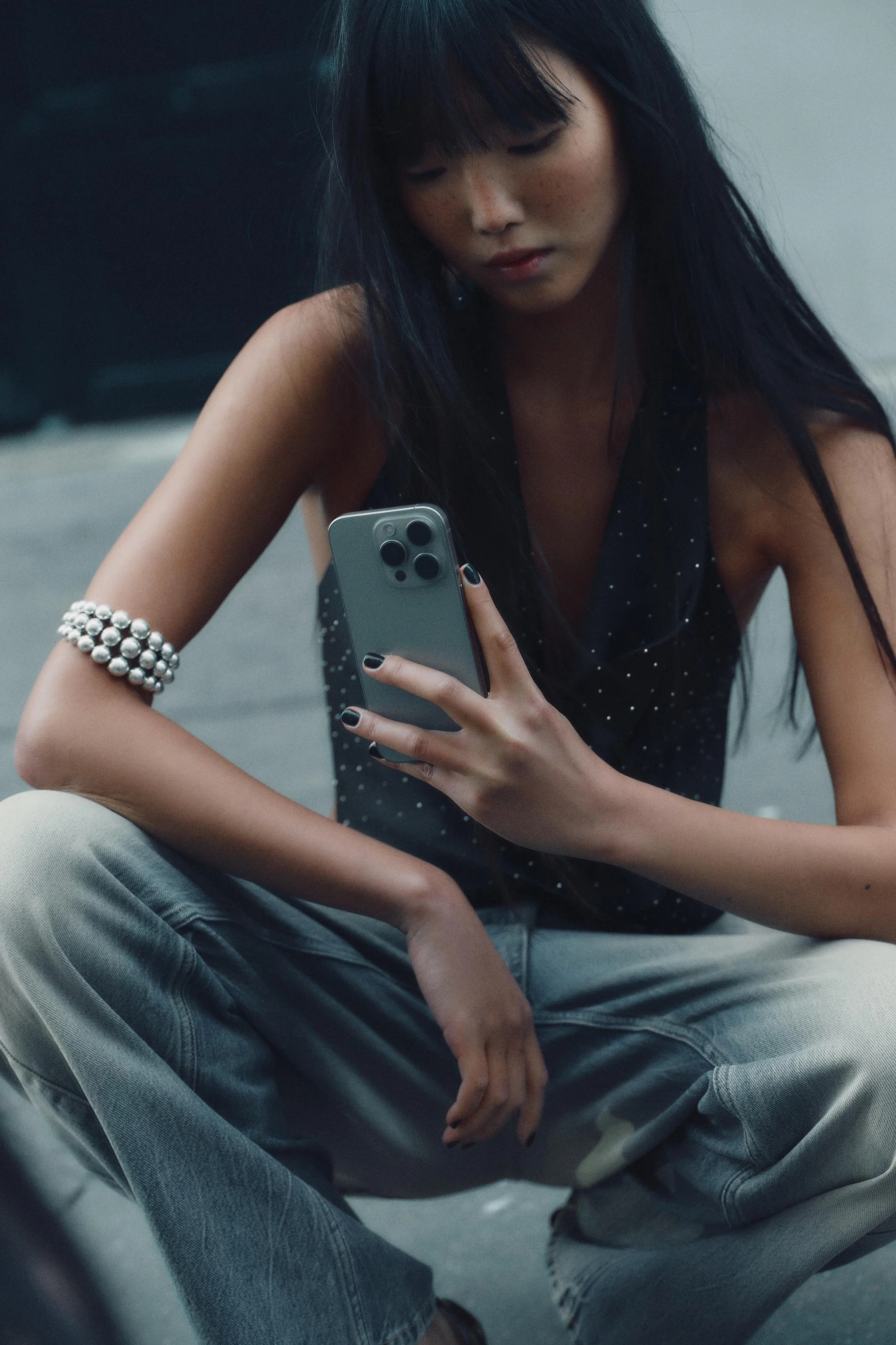 دستبند النگویی مهره فلزی