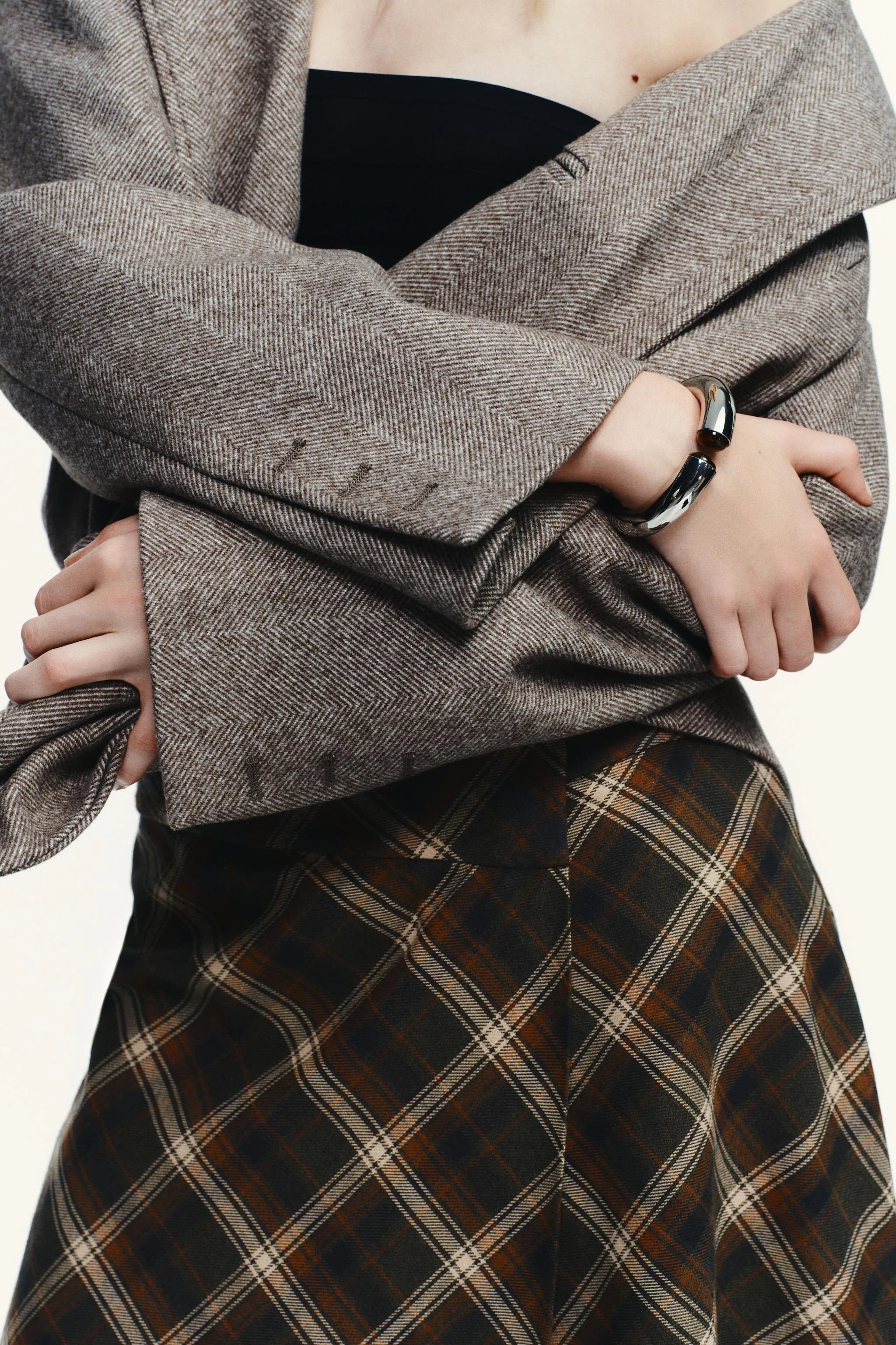 دستبند سنگی سخت