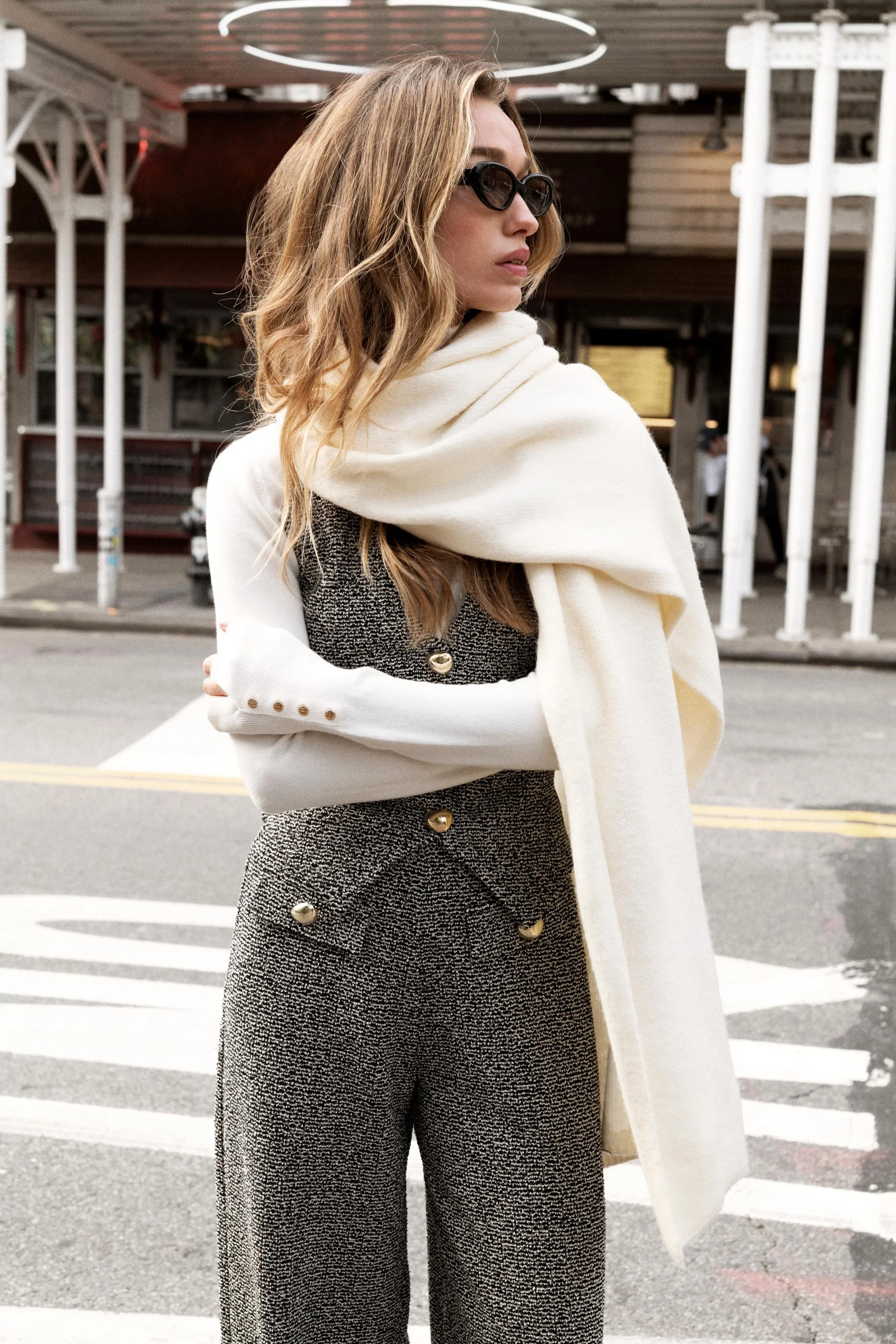 جلیقه خوش‌دوخت با دکمه