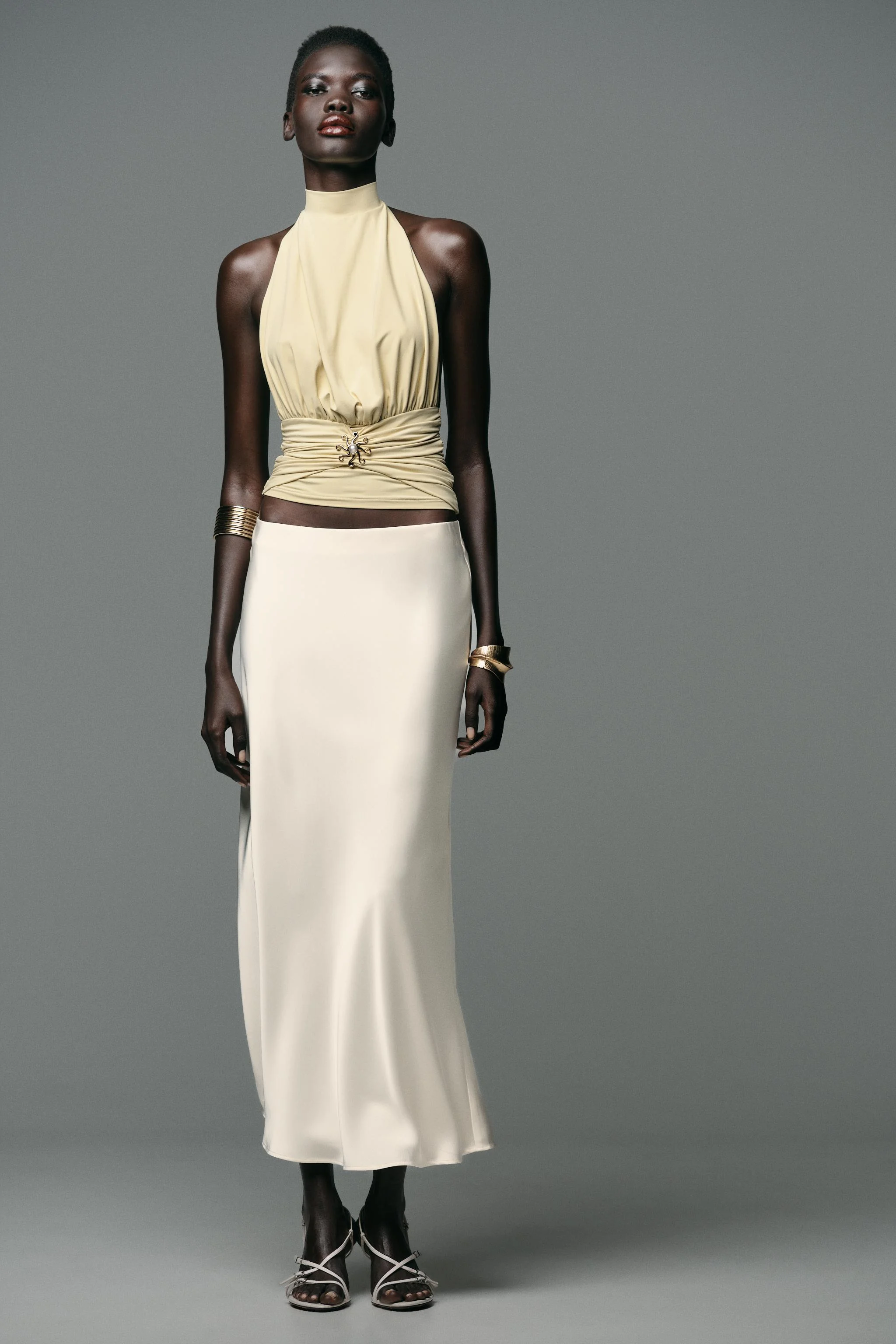 تاپ پلی آمید طرح خورشید