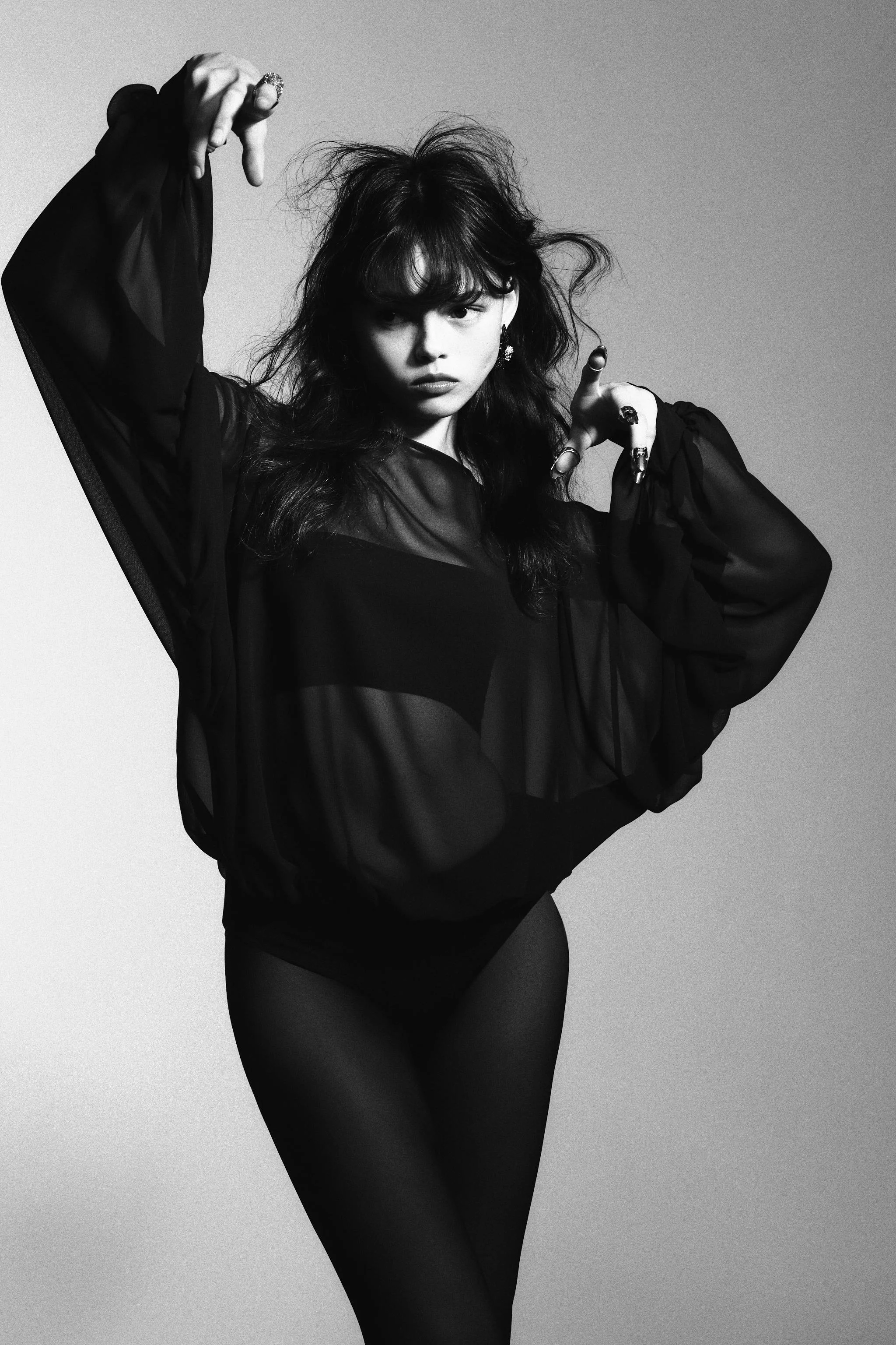 بادی آستین بلند نیمه شفاف