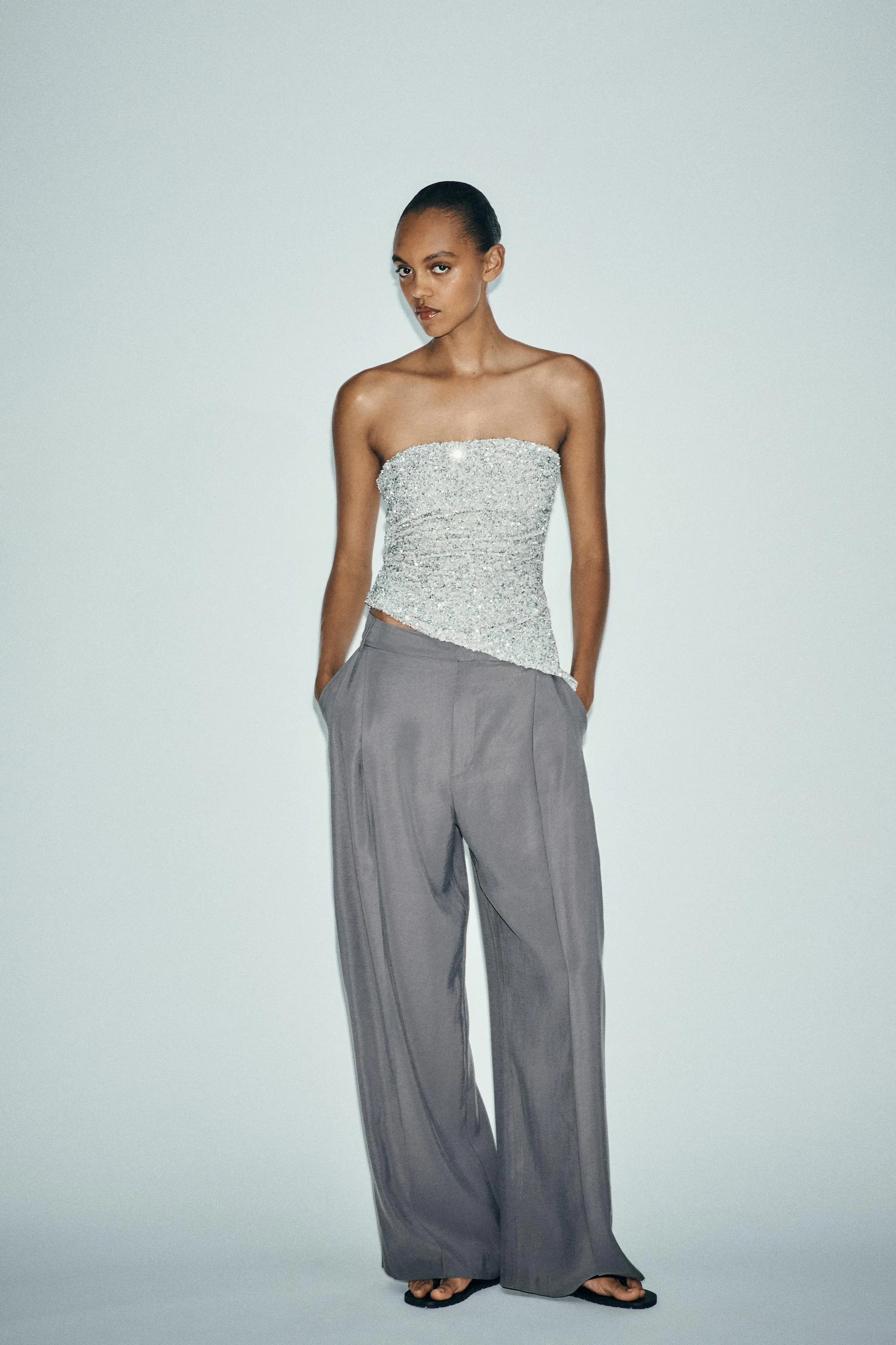 تاپ بدون بند با پولک