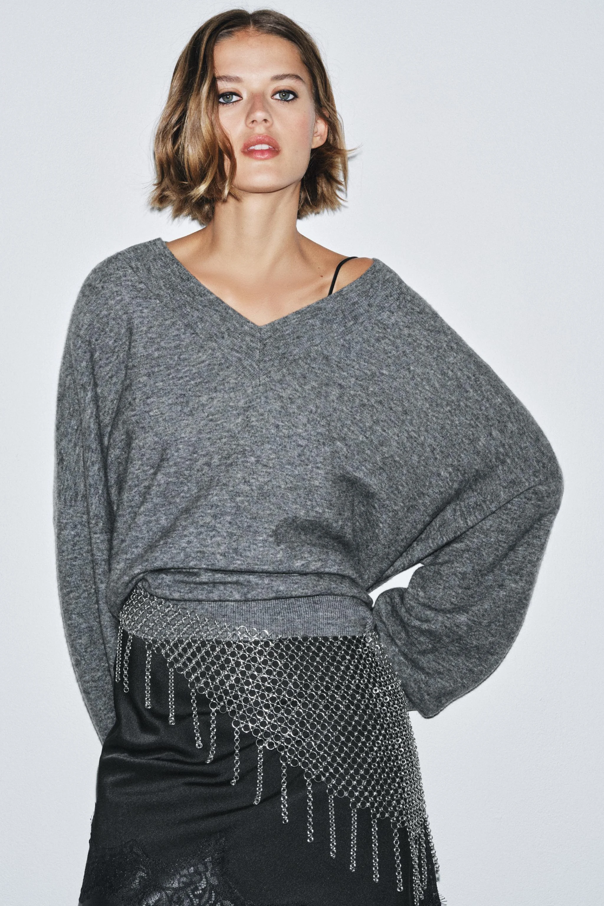 کمربند توری حلقه ای با آویز ریشه دار کمربند توری حلقه ای با آویز ریشه دار