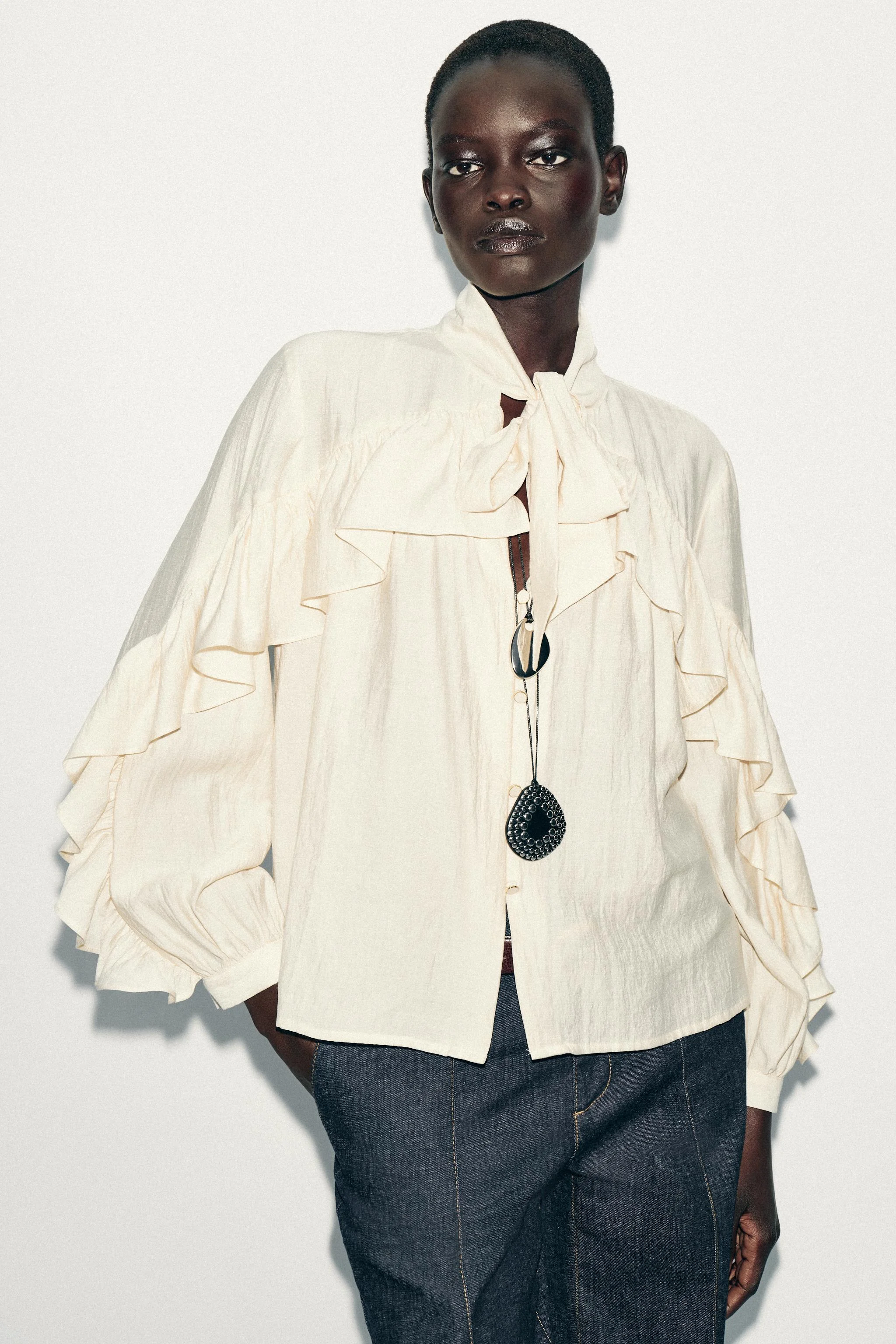 ست دو عددی گردنبند طنابی با آویز ست دو عددی گردنبند طنابی با آویز