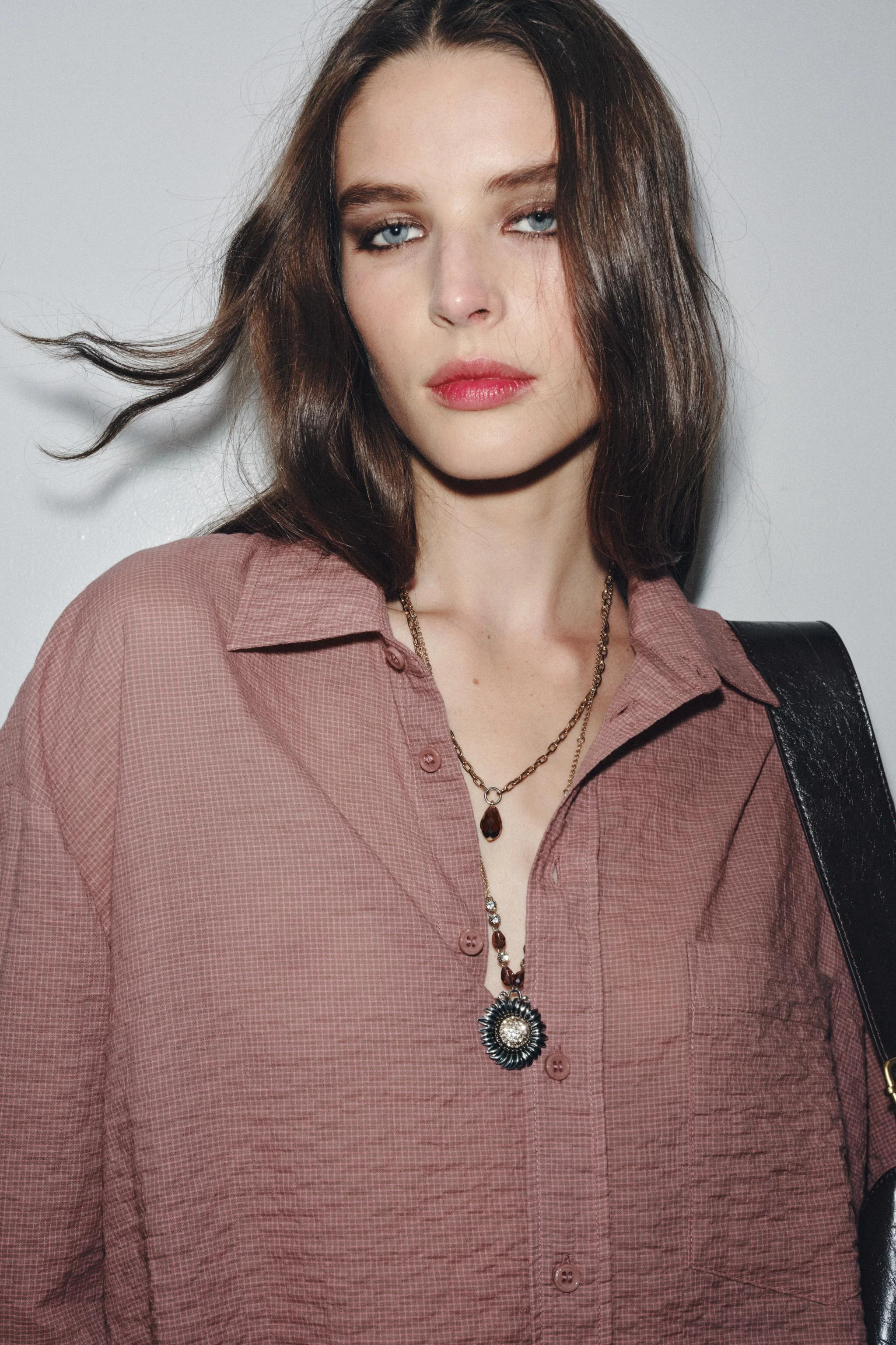 ست دو عددی گردنبند گل مهره ای ست دو عددی گردنبند گل مهره ای